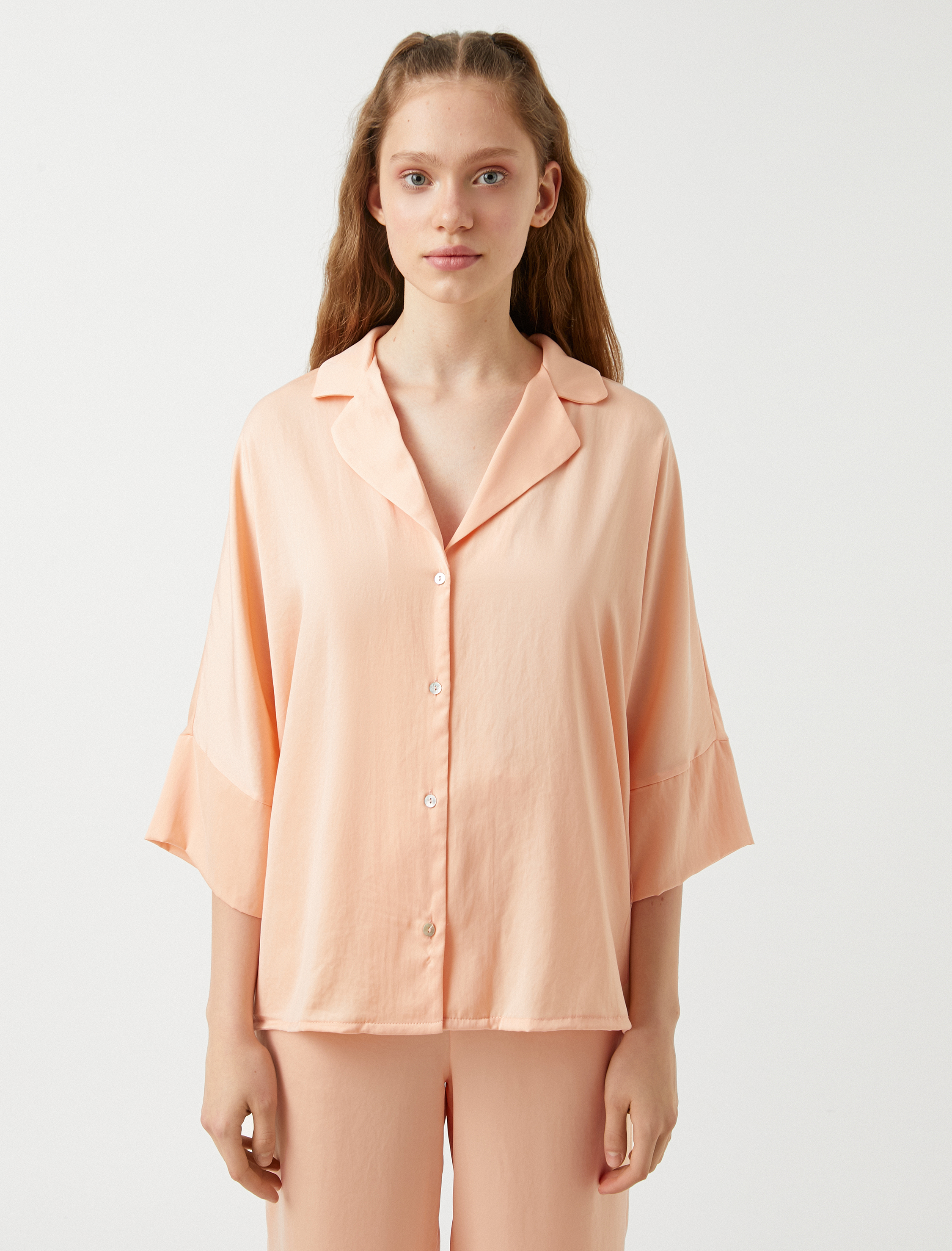   Düğmeli Saten Pijama Üstü Truvakar Kol