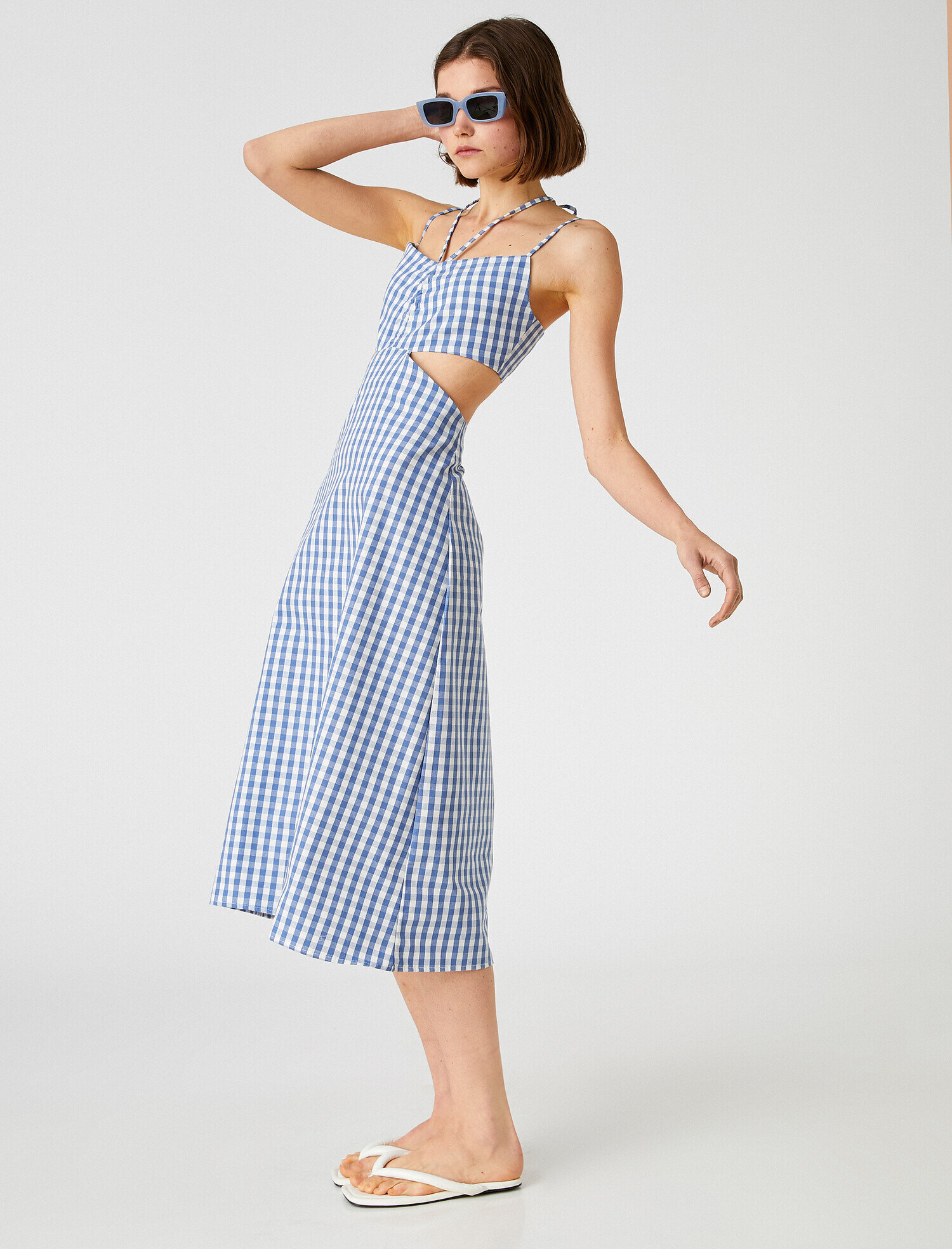   Midi Boy Elbise İnce Askılı Pencere Detaylı