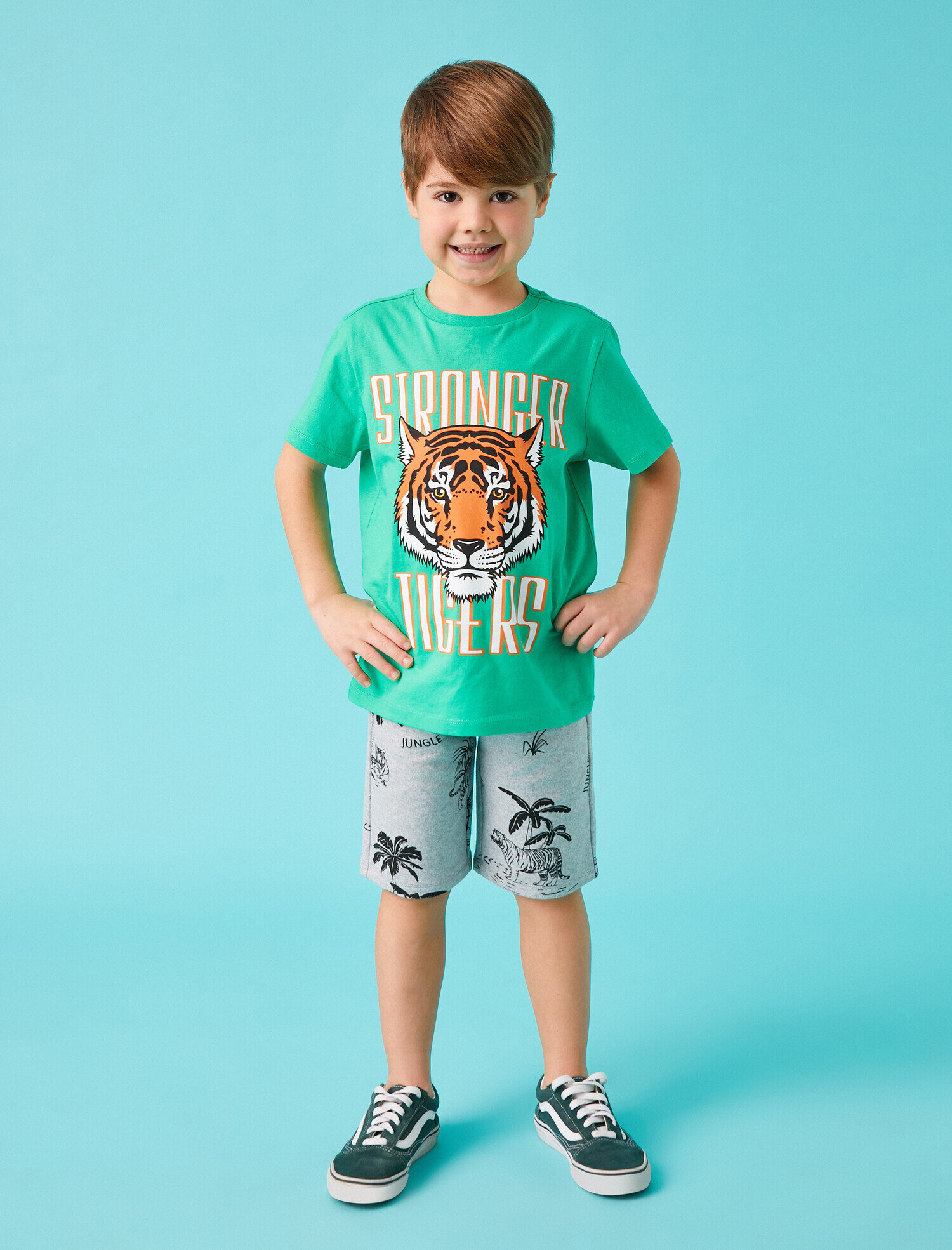  Erkek Çocuk Hayvan Baskılı Şort