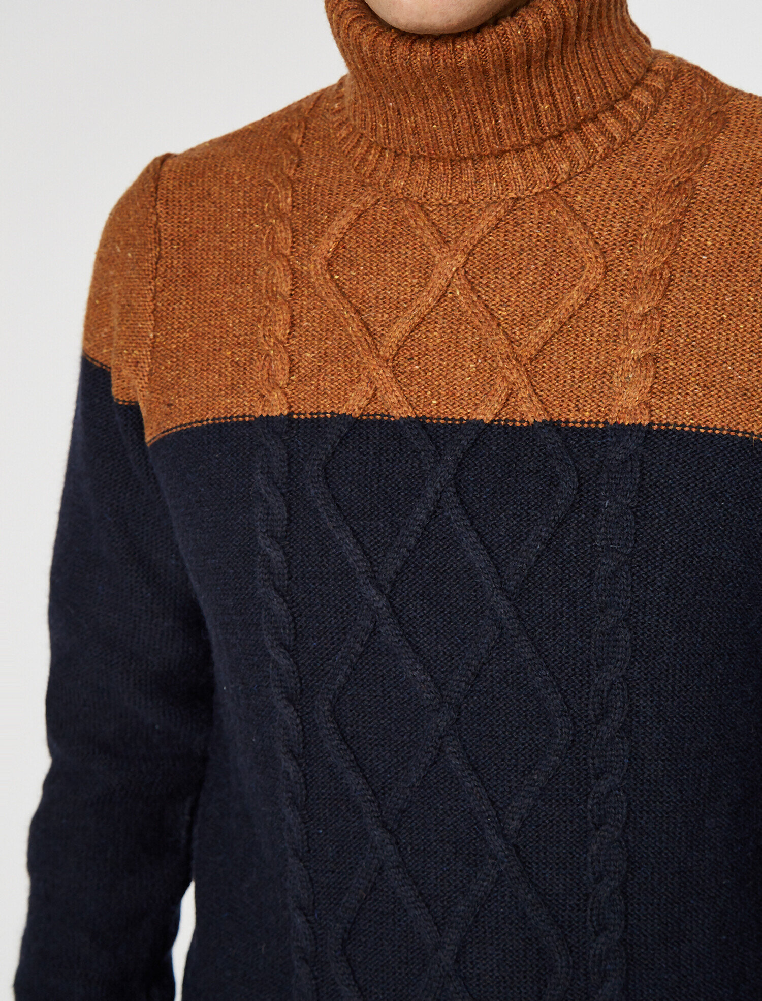   Boğazlı Kışlık Kazak