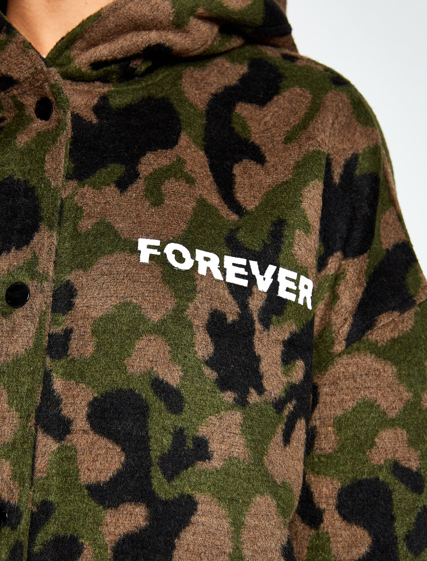   Kamuflaj Desenli Kaban