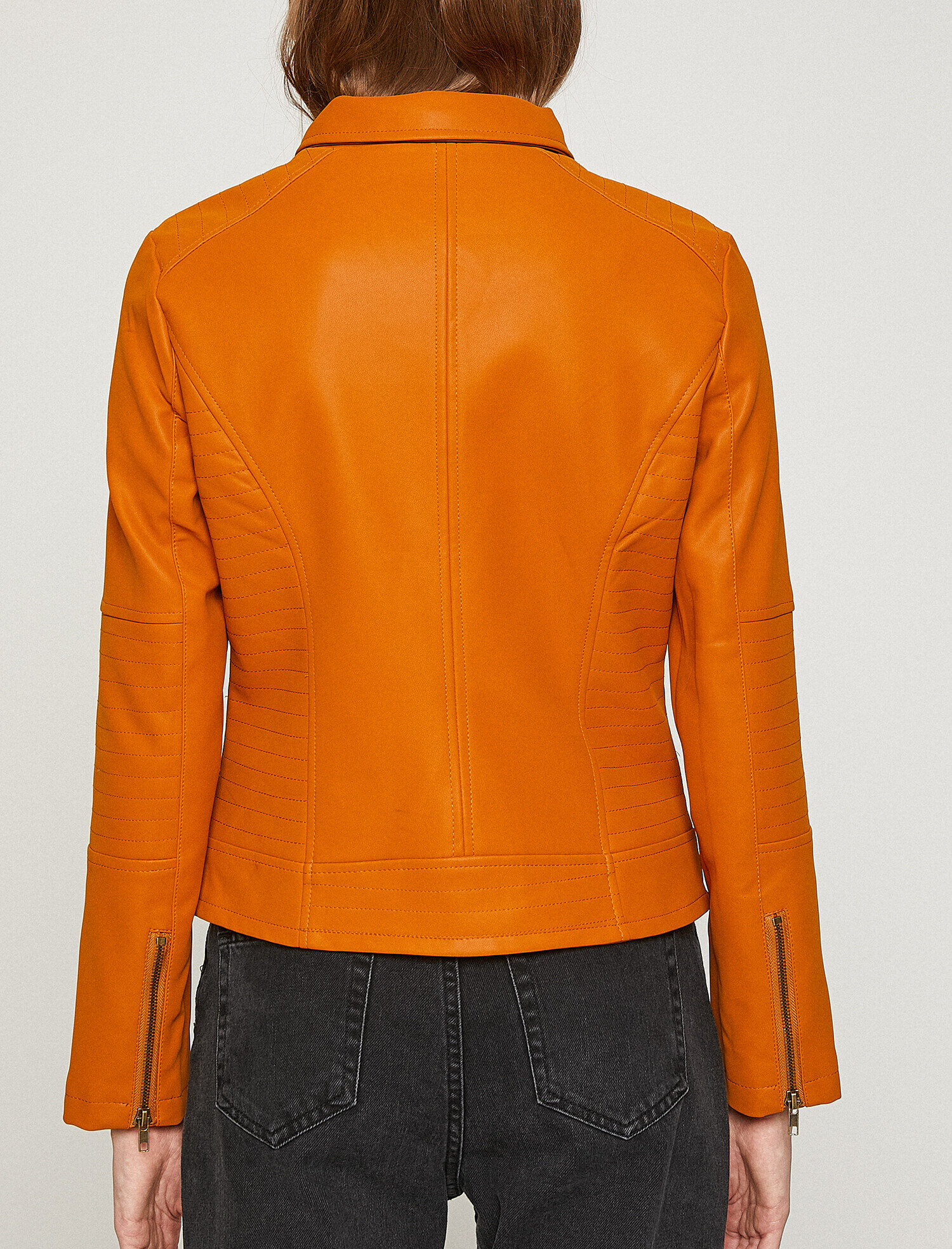   Deri Görünümlü Mont