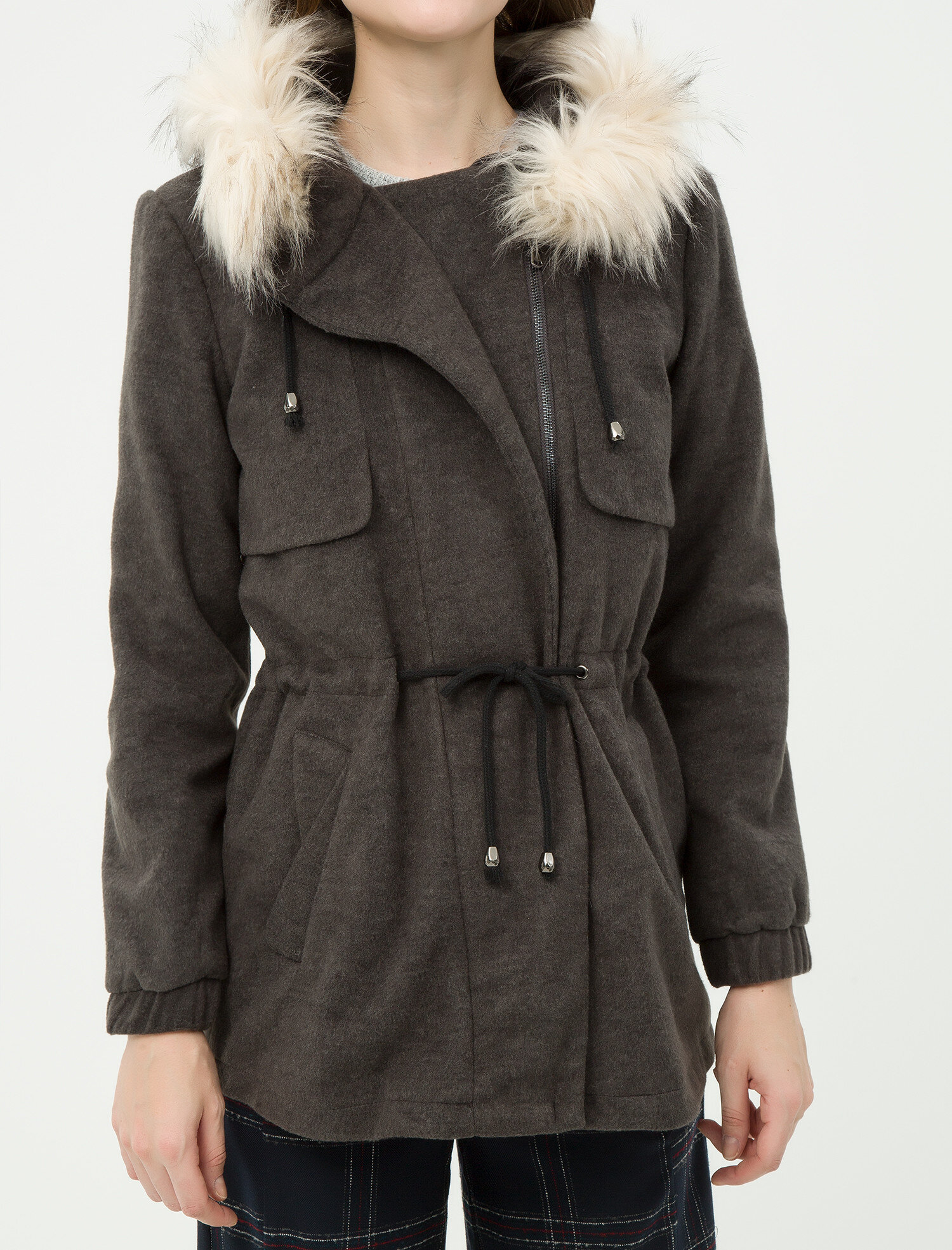   Kaşe Detaylı Kaban