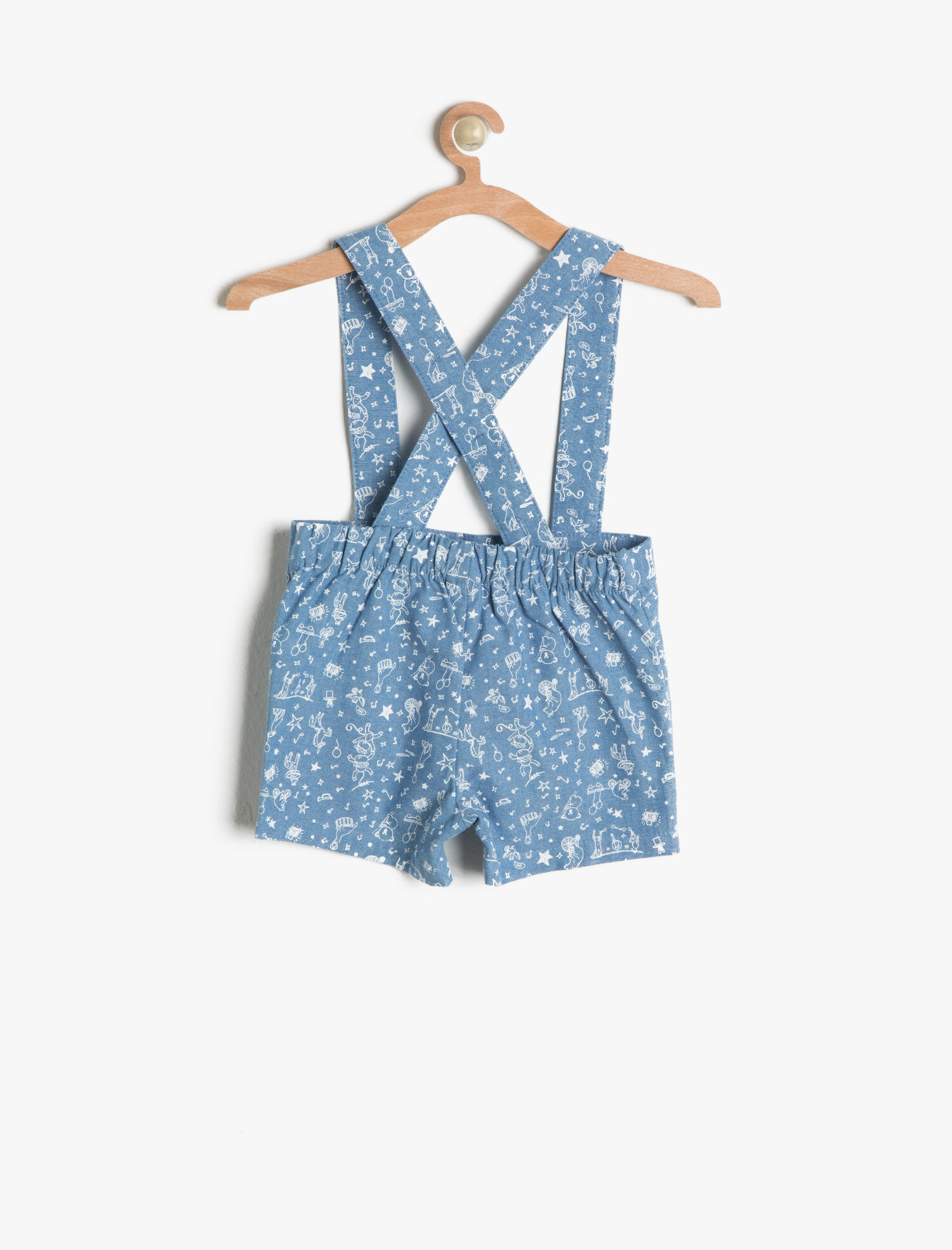  Erkek Bebek Askılı Şort