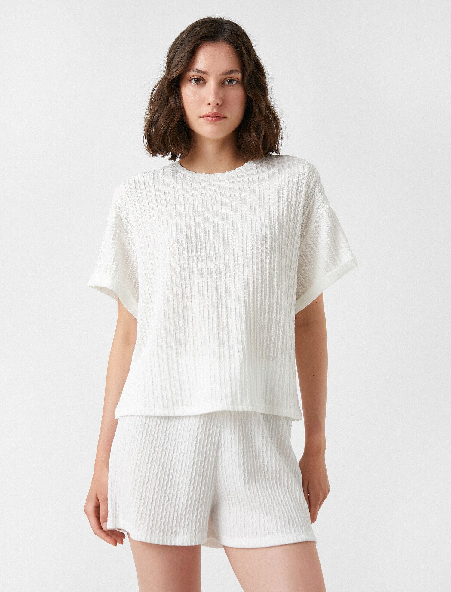   Örgü Desenli Tişört Kısa Kollu Bisiklet Yaka