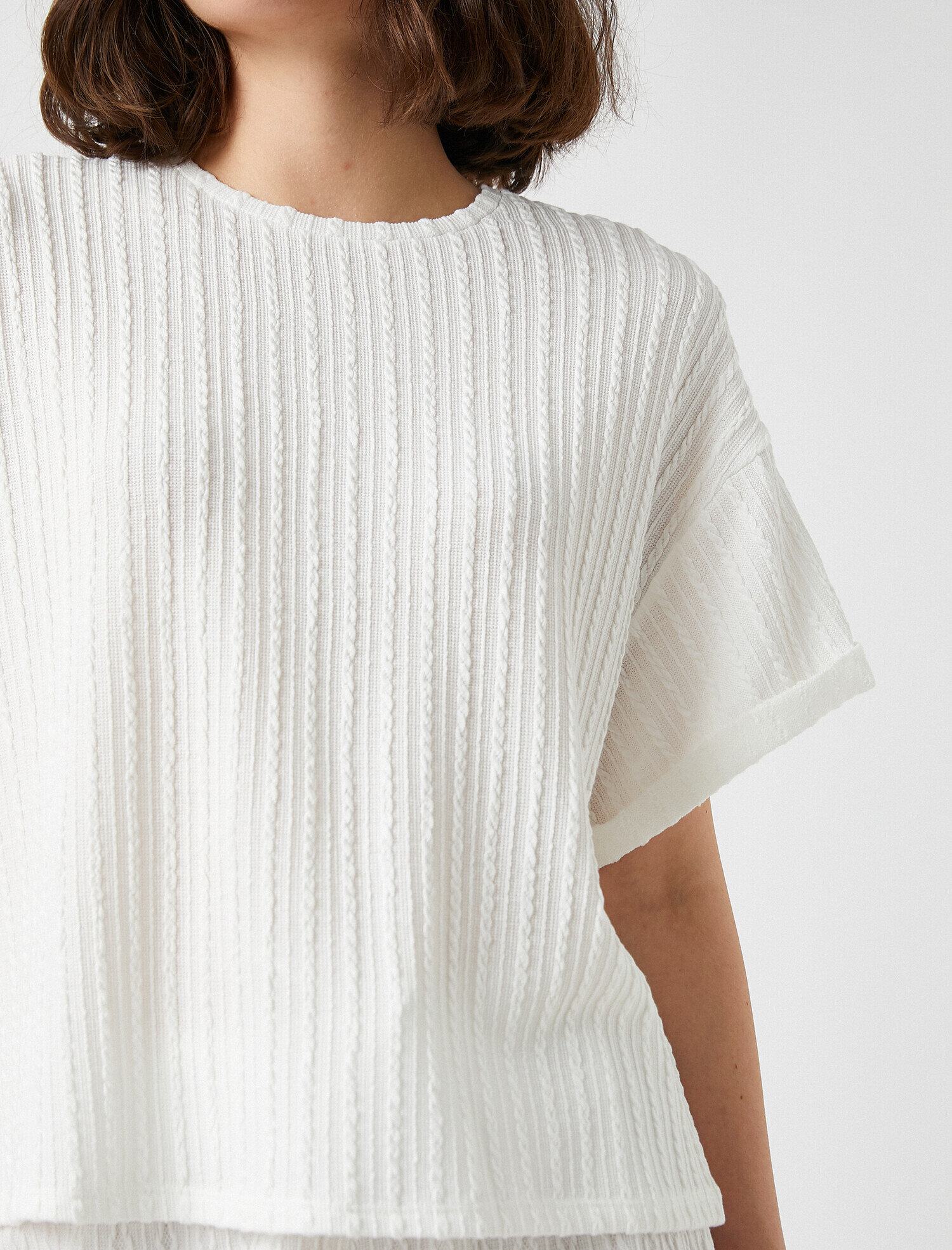   Örgü Desenli Tişört Kısa Kollu Bisiklet Yaka