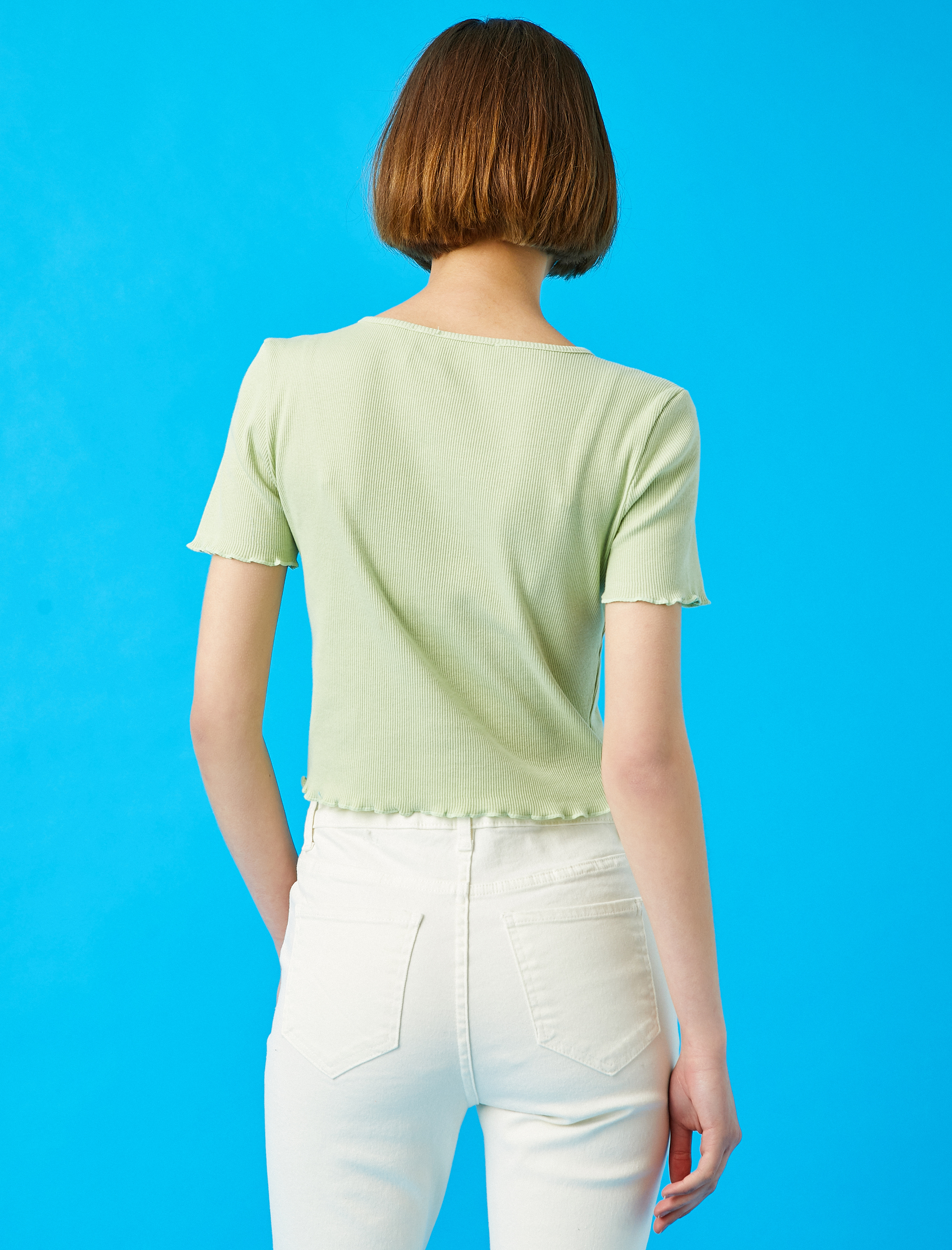   Crop Tişört V Yaka