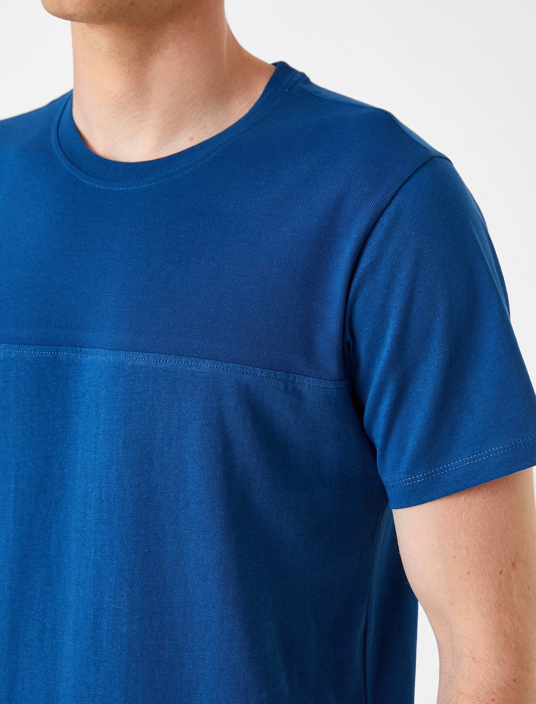 Basic Tişört Slim Fit Bisiklet Yaka