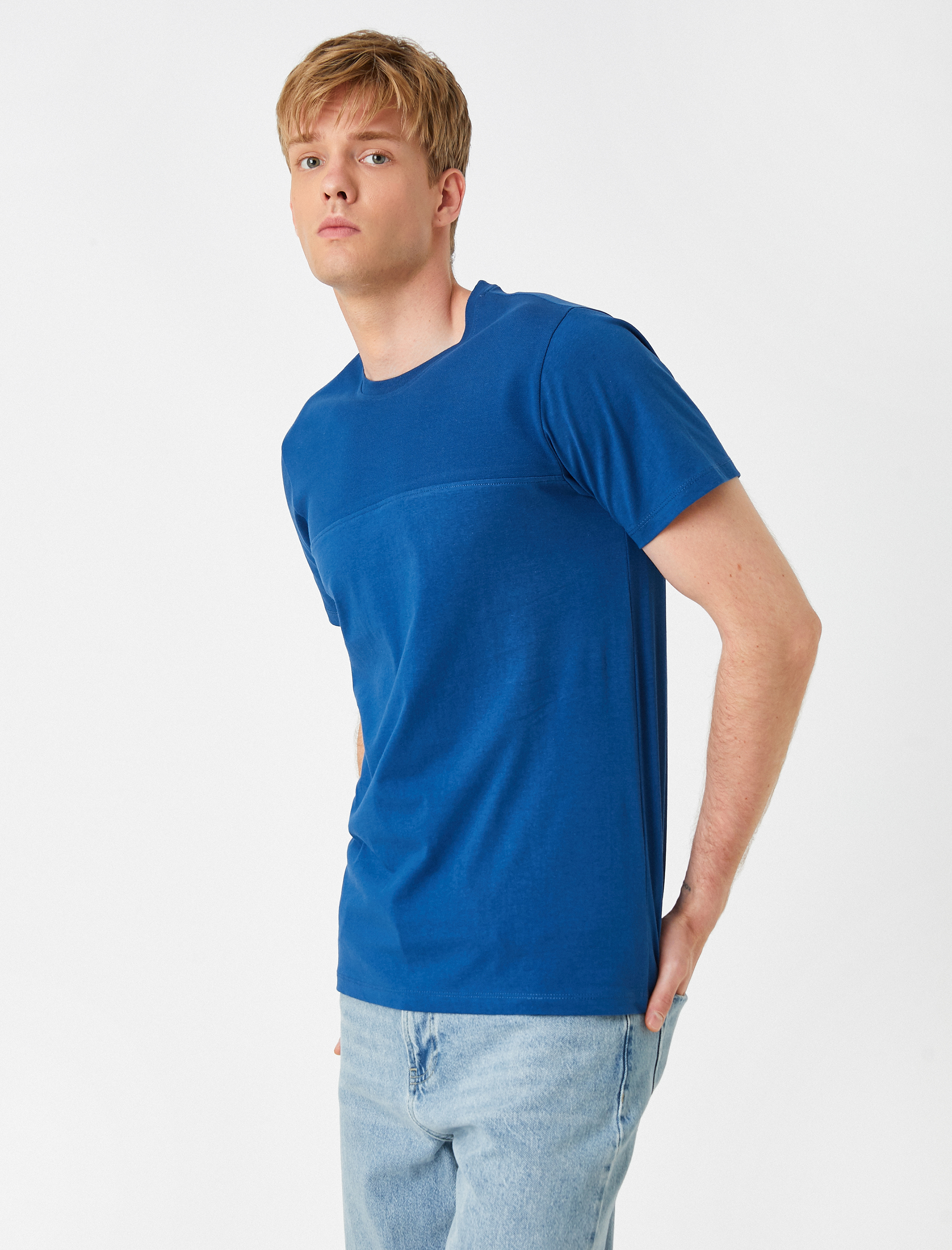 Basic Tişört Slim Fit Bisiklet Yaka