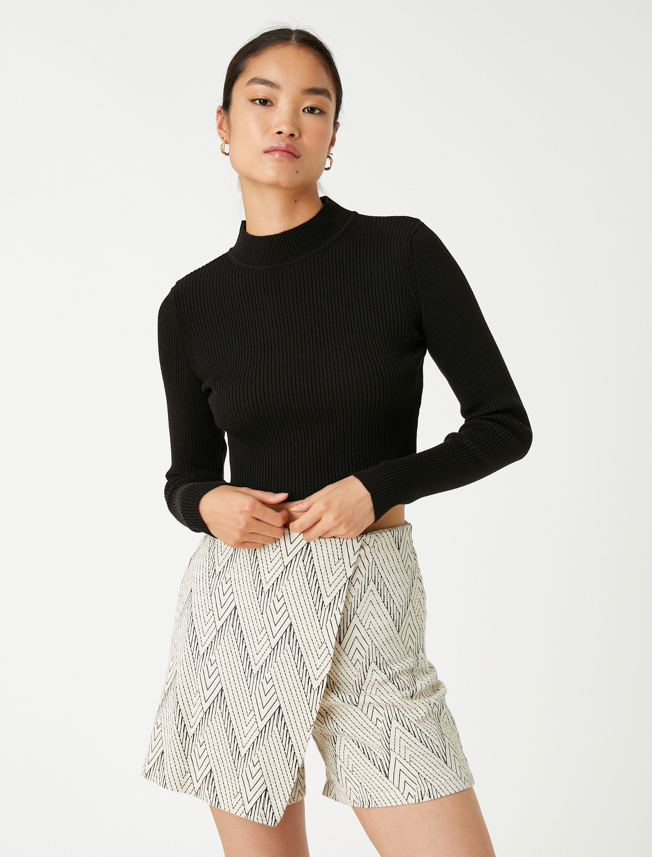   Crop Triko Kazak Dik Yaka Ribanalı Kaşmir Dokulu