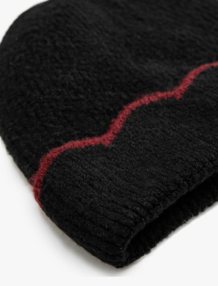 Kadın Örgü Ribanalı Bere