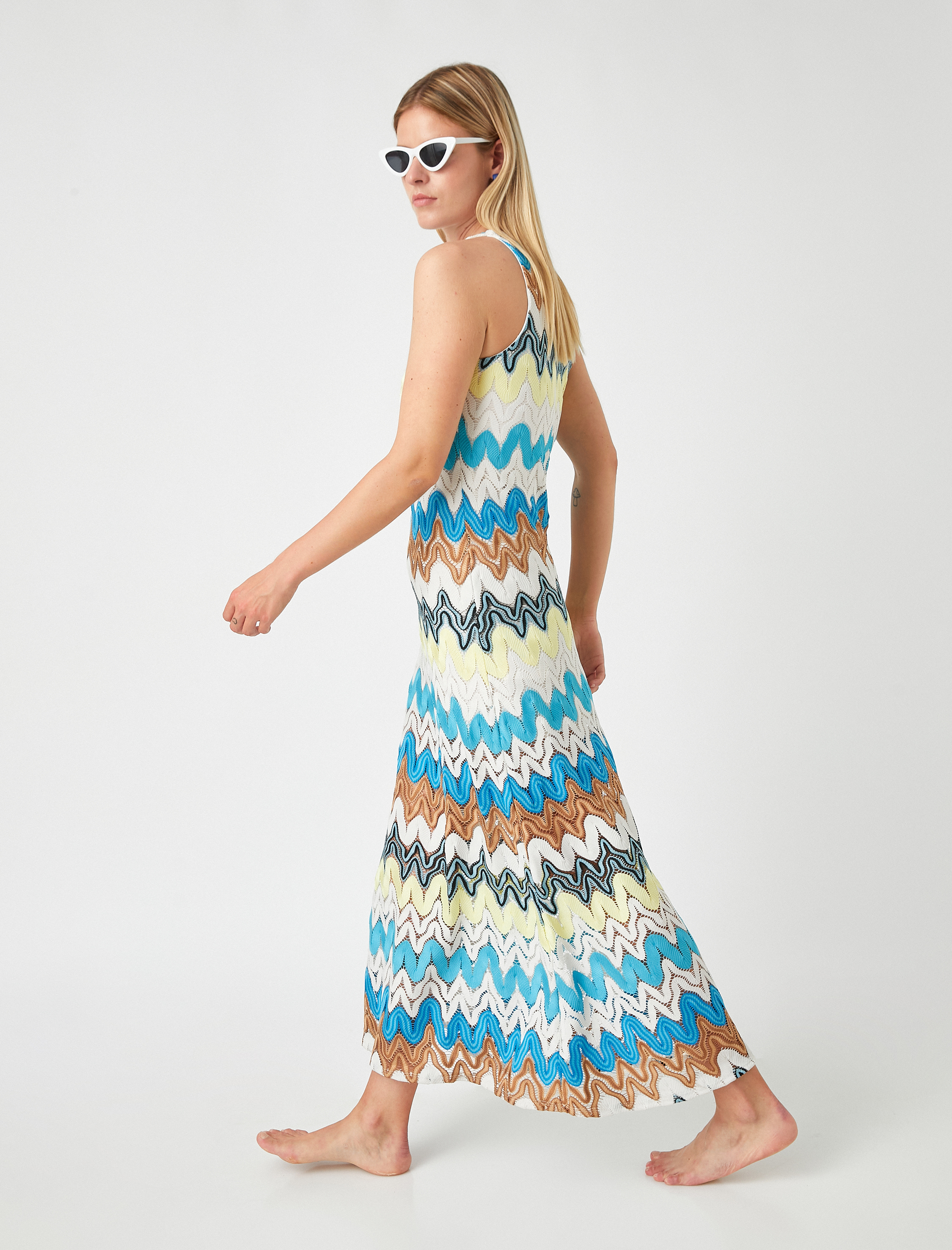   Koton X Şahika Ercümen - V Yaka Kolsuz Uzun Elbise