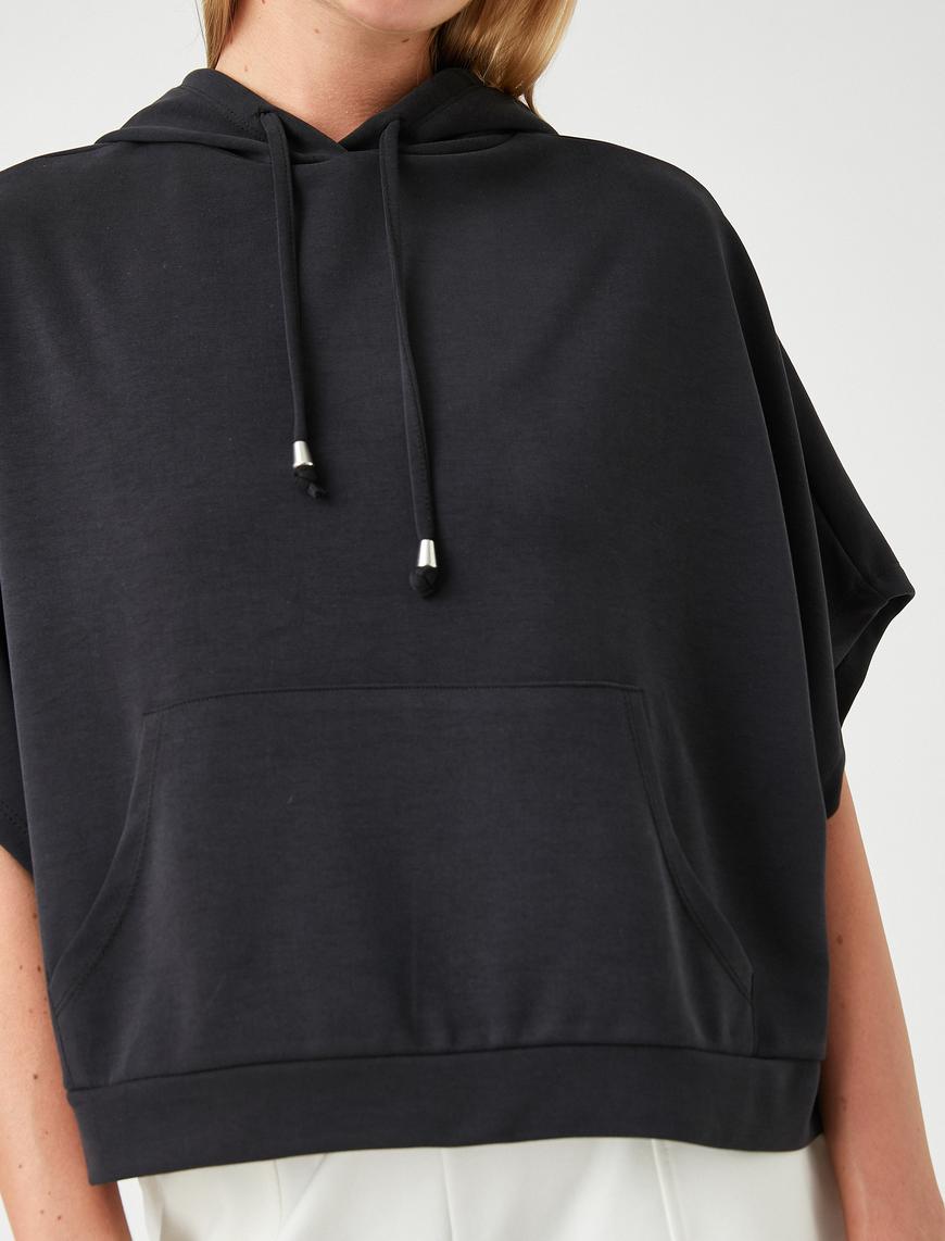   Oversize Sweatshirt Kapüşonlu Cepli