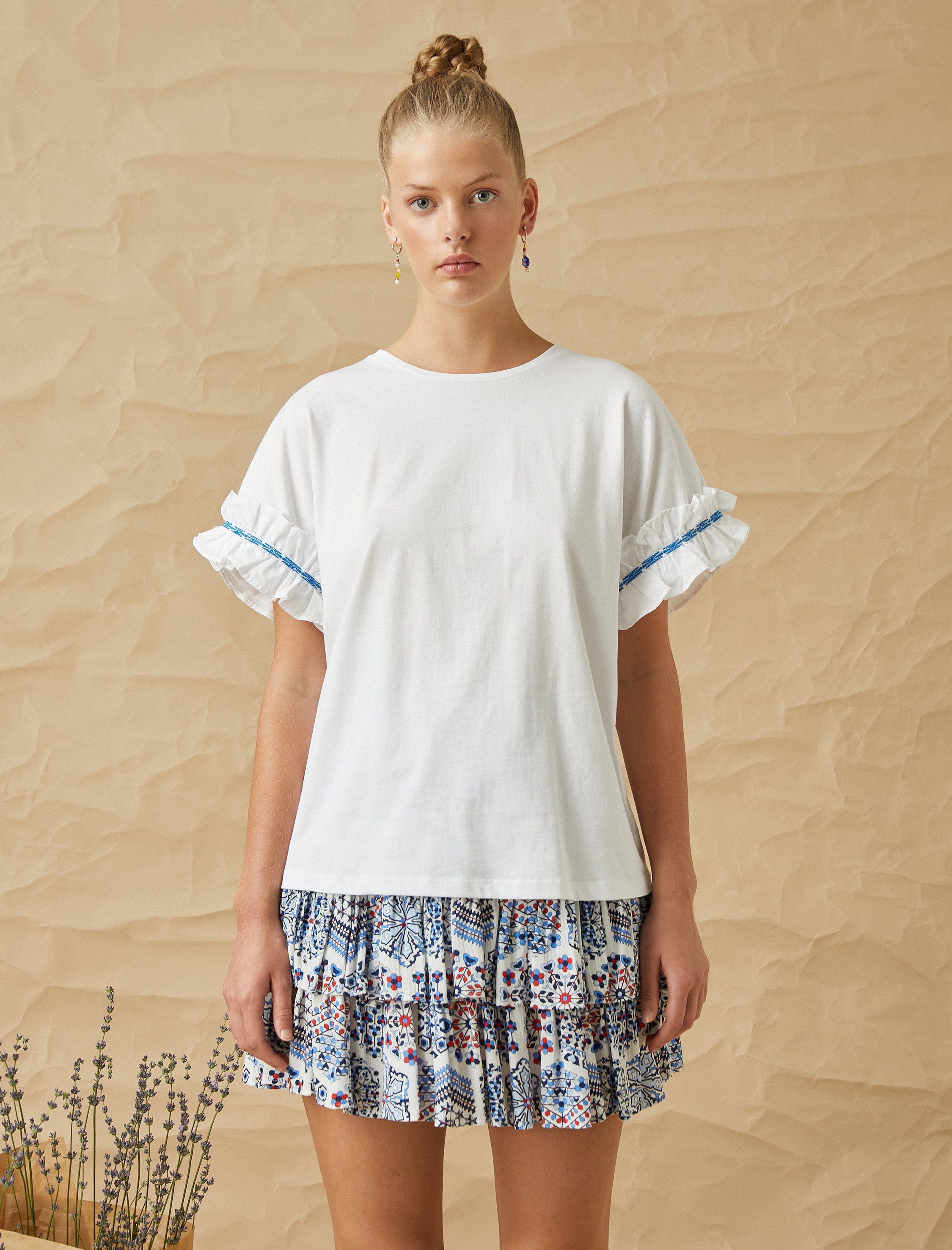 Fırfır Detaylı Tişört