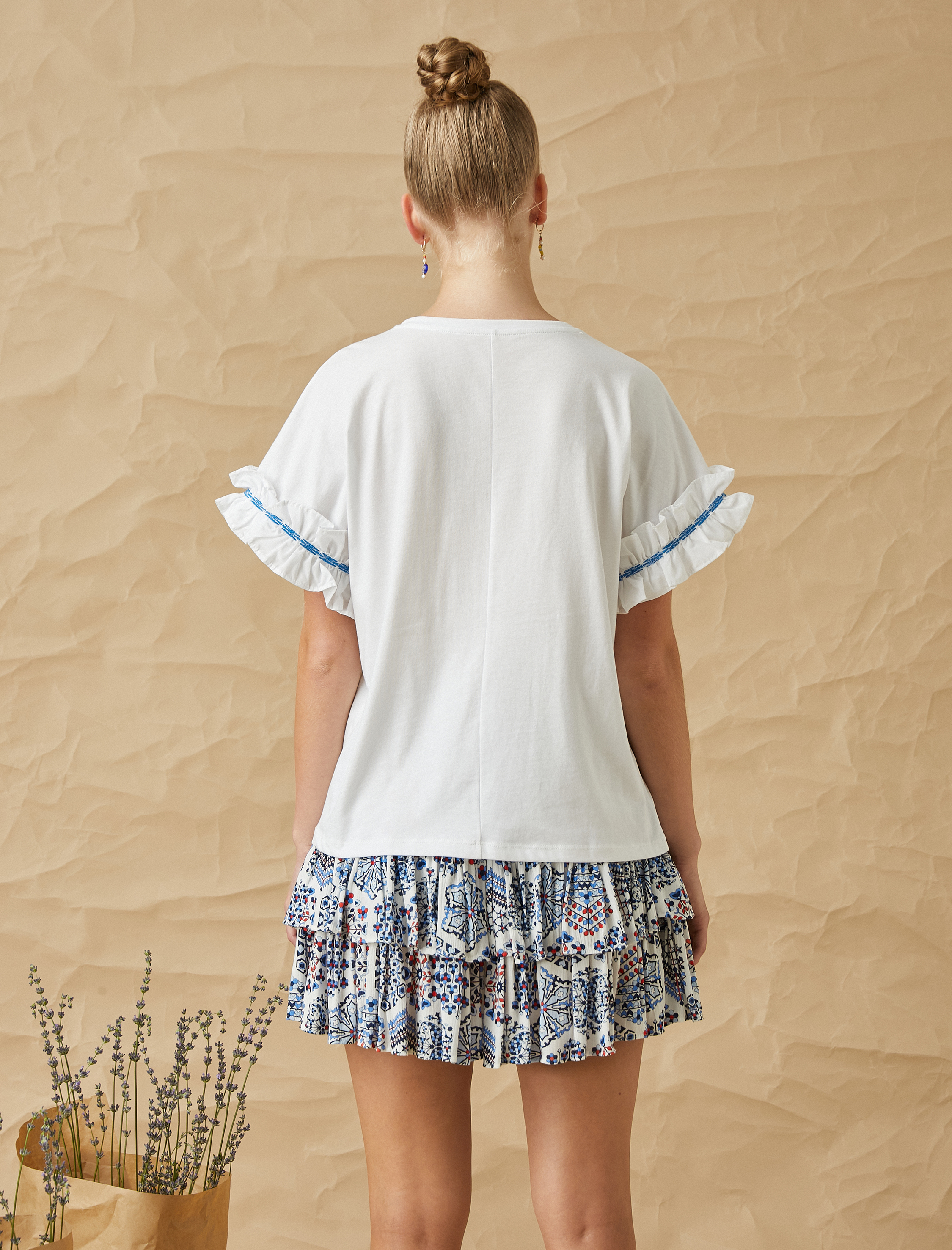 Fırfır Detaylı Tişört