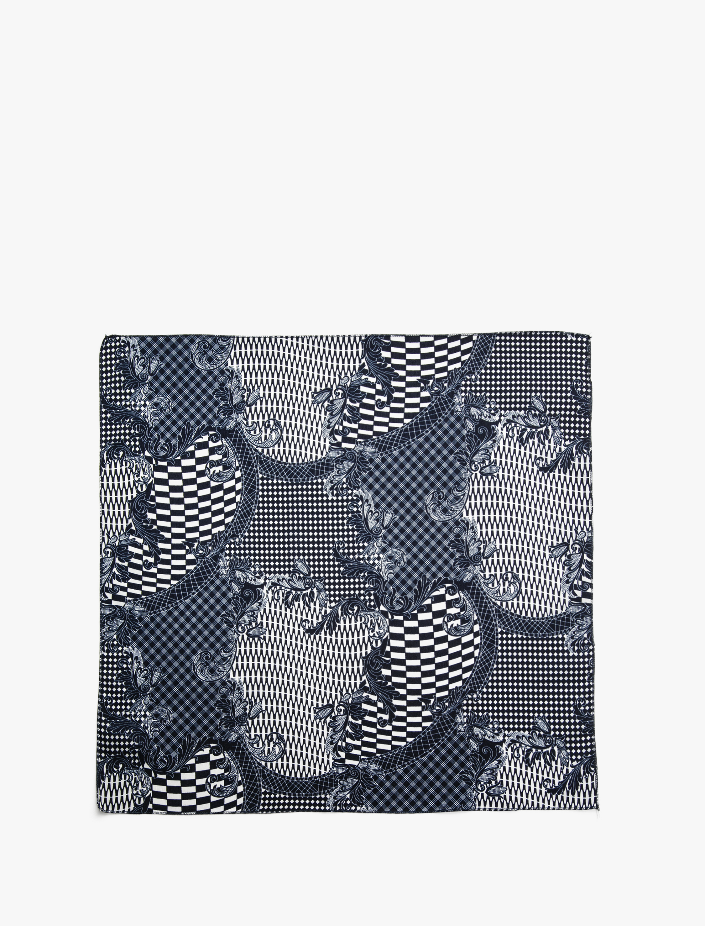  Kadın Desenli Bandana