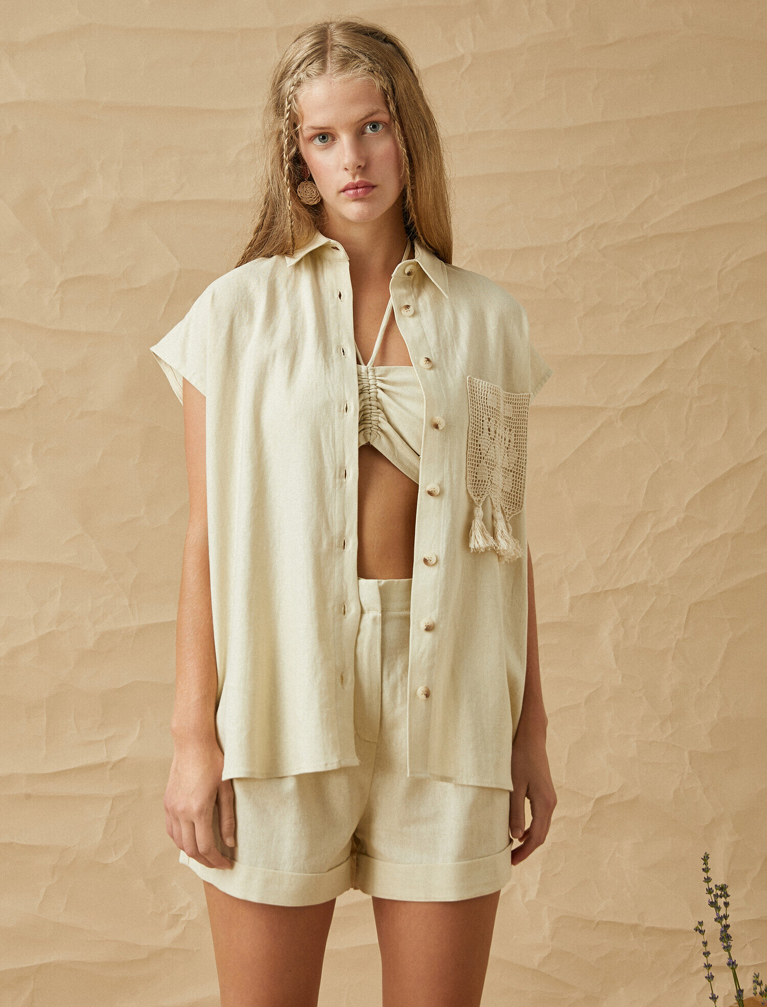   Cep Detaylı Kısa Kollu Keten Gömlek