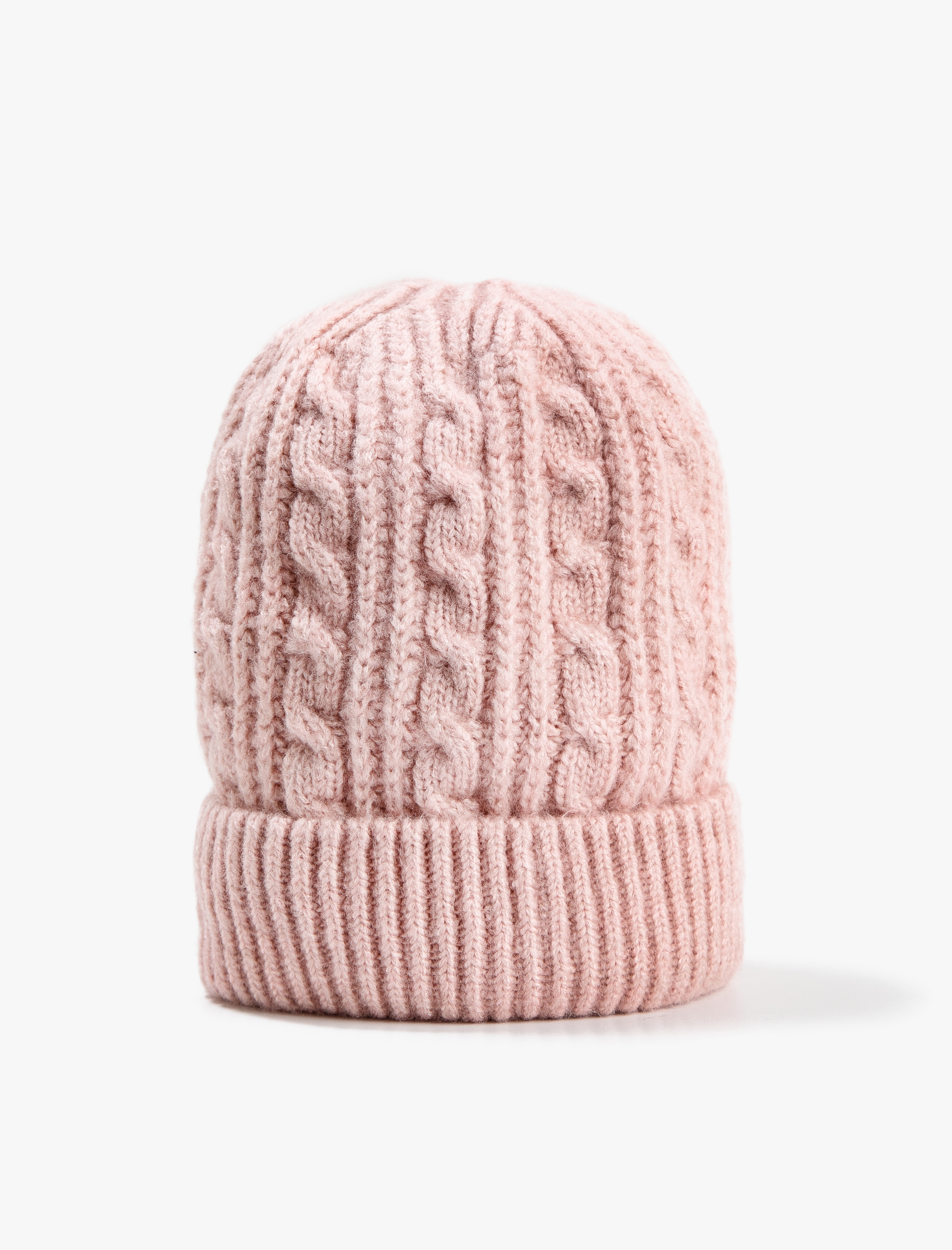  Kadın Ribanalı Bere Saç Örgüsü Şekilli