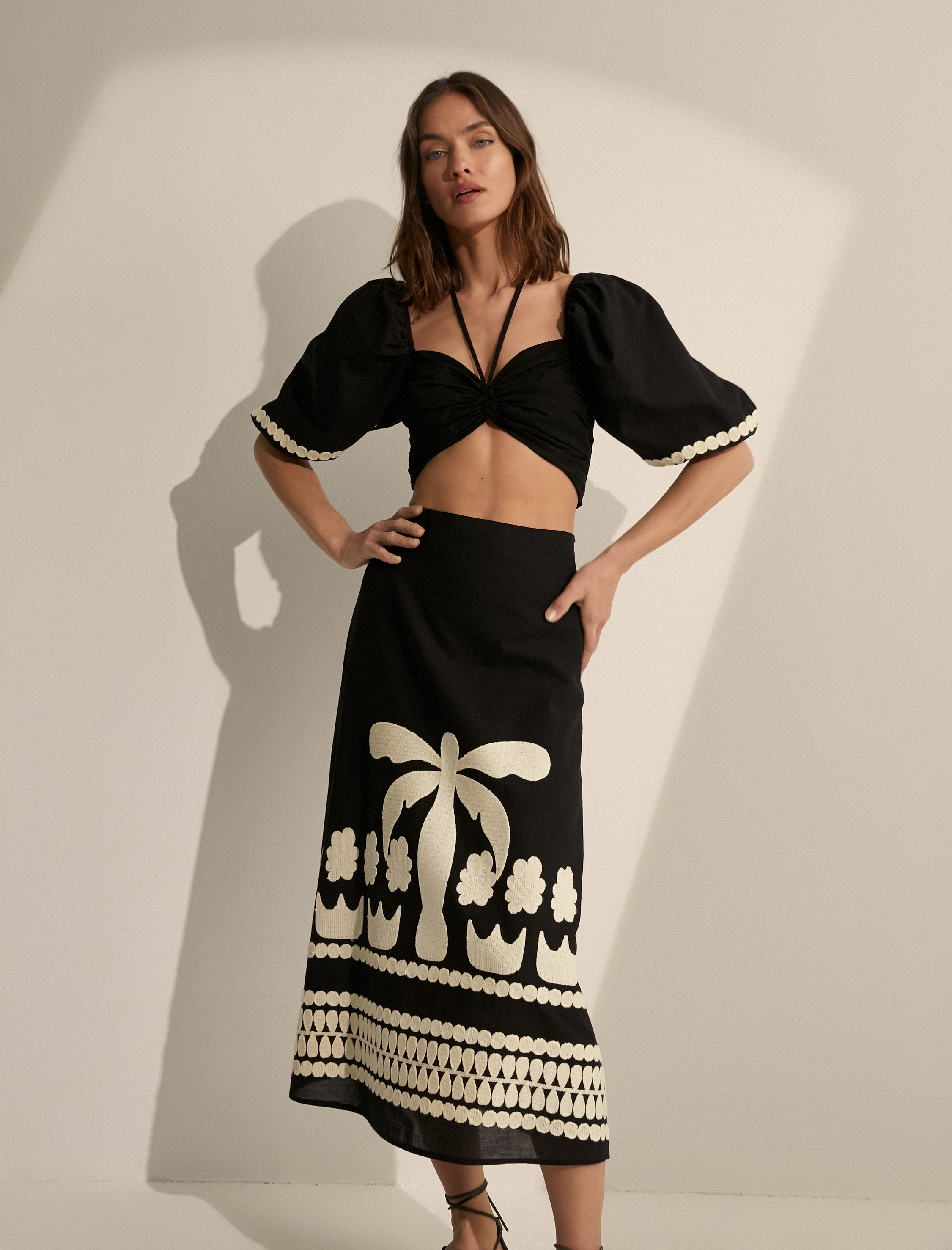   Melis Ağazat X Koton - Balon Kollu Crop Bluz