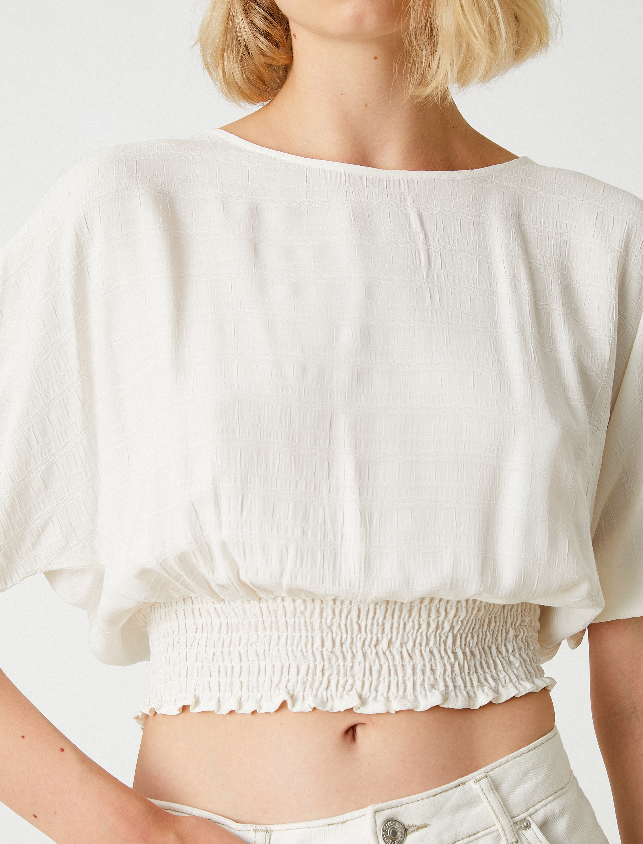   Crop Bluz Beli Lastikli