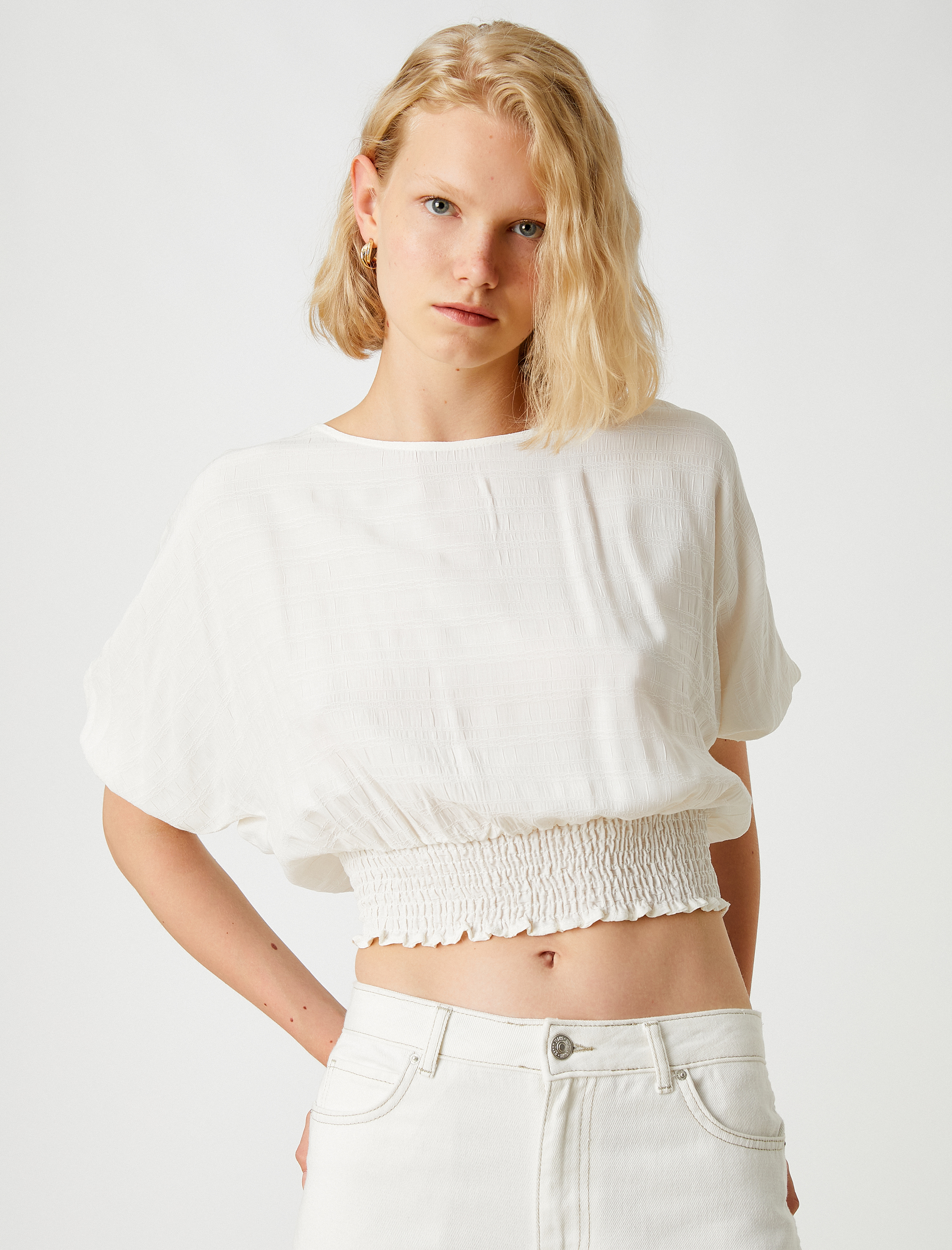   Crop Bluz Beli Lastikli