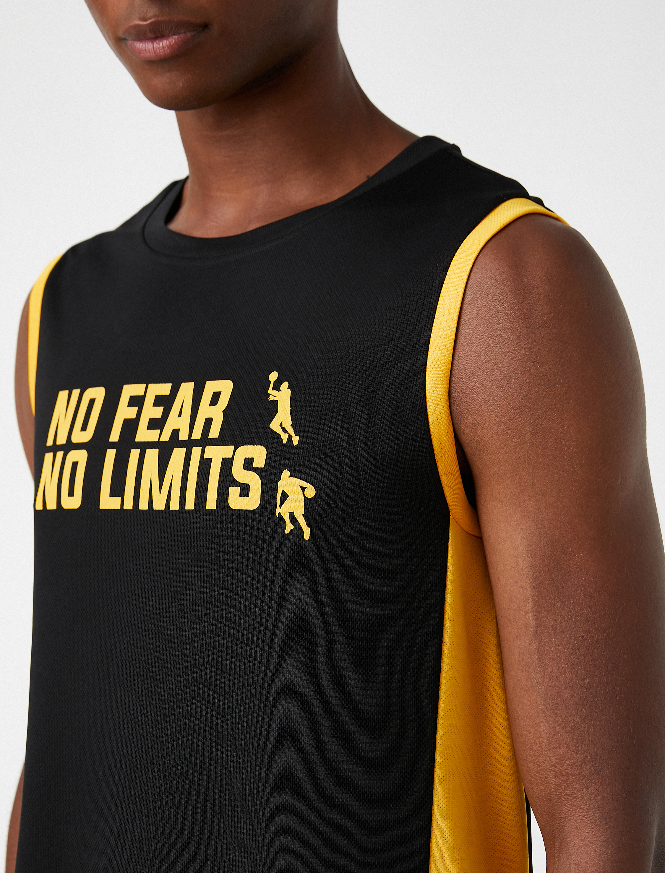   Kolsuz Spor Atlet Slogan Baskılı Nefes Alan Kumaş