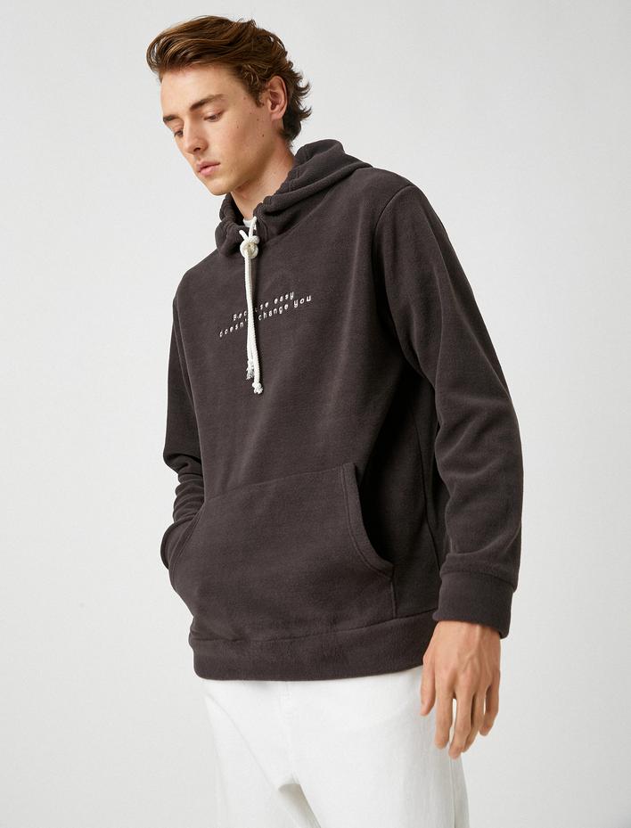  Polar İşlemeli Kapşonlu Sweatshirt Şardonlu