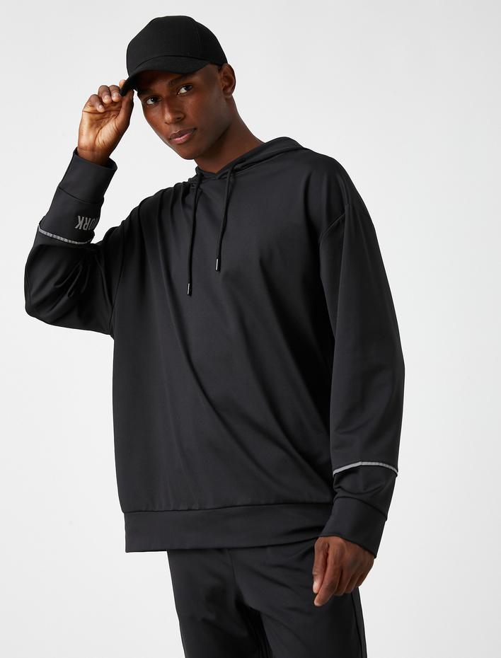  Kapşonlu Basic Sweatshirt