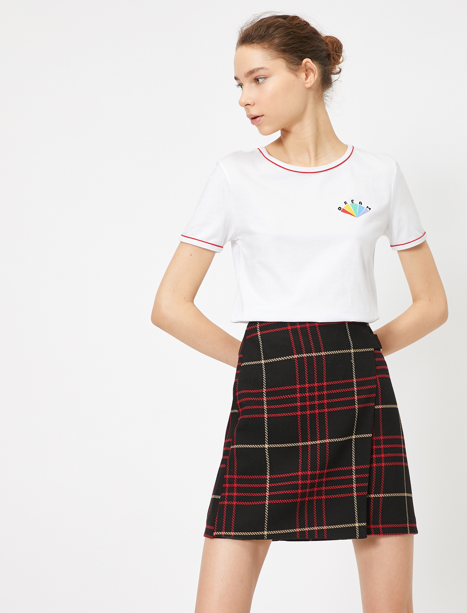   Yazılı Baskılı Tişört