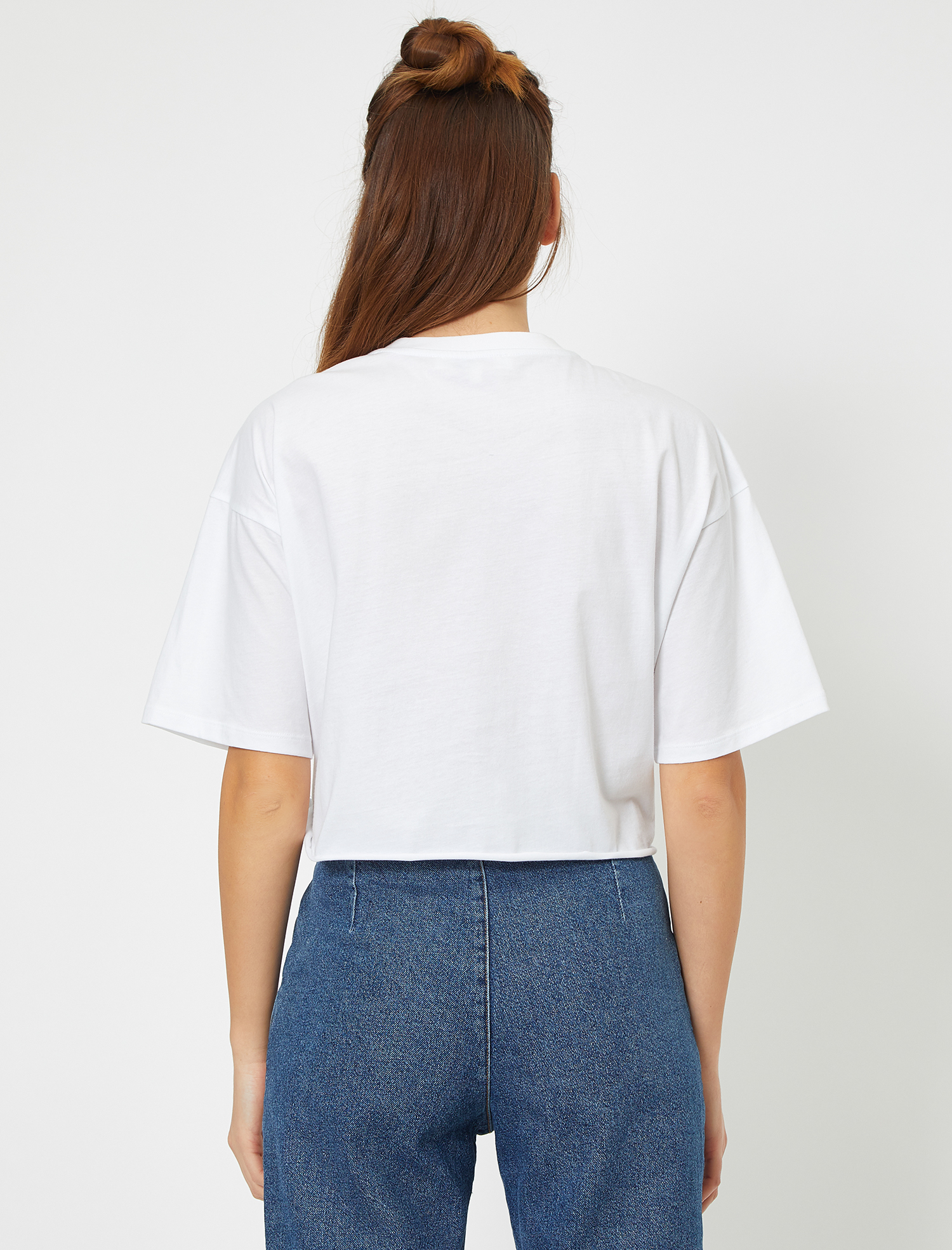   The Flintstones Beli Bağlamalı Nakışlı Lisanslı Tişört