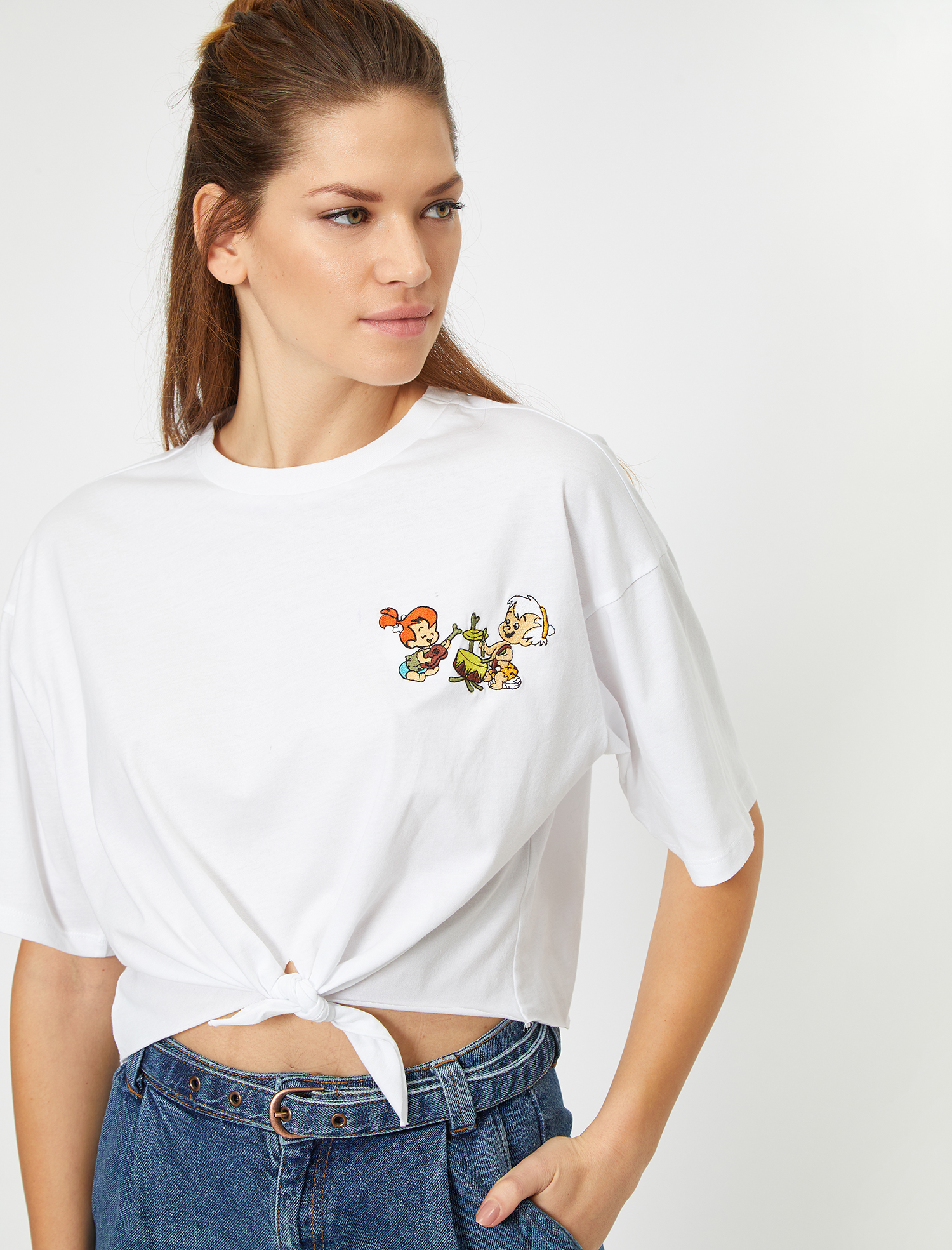   The Flintstones Beli Bağlamalı Nakışlı Lisanslı Tişört