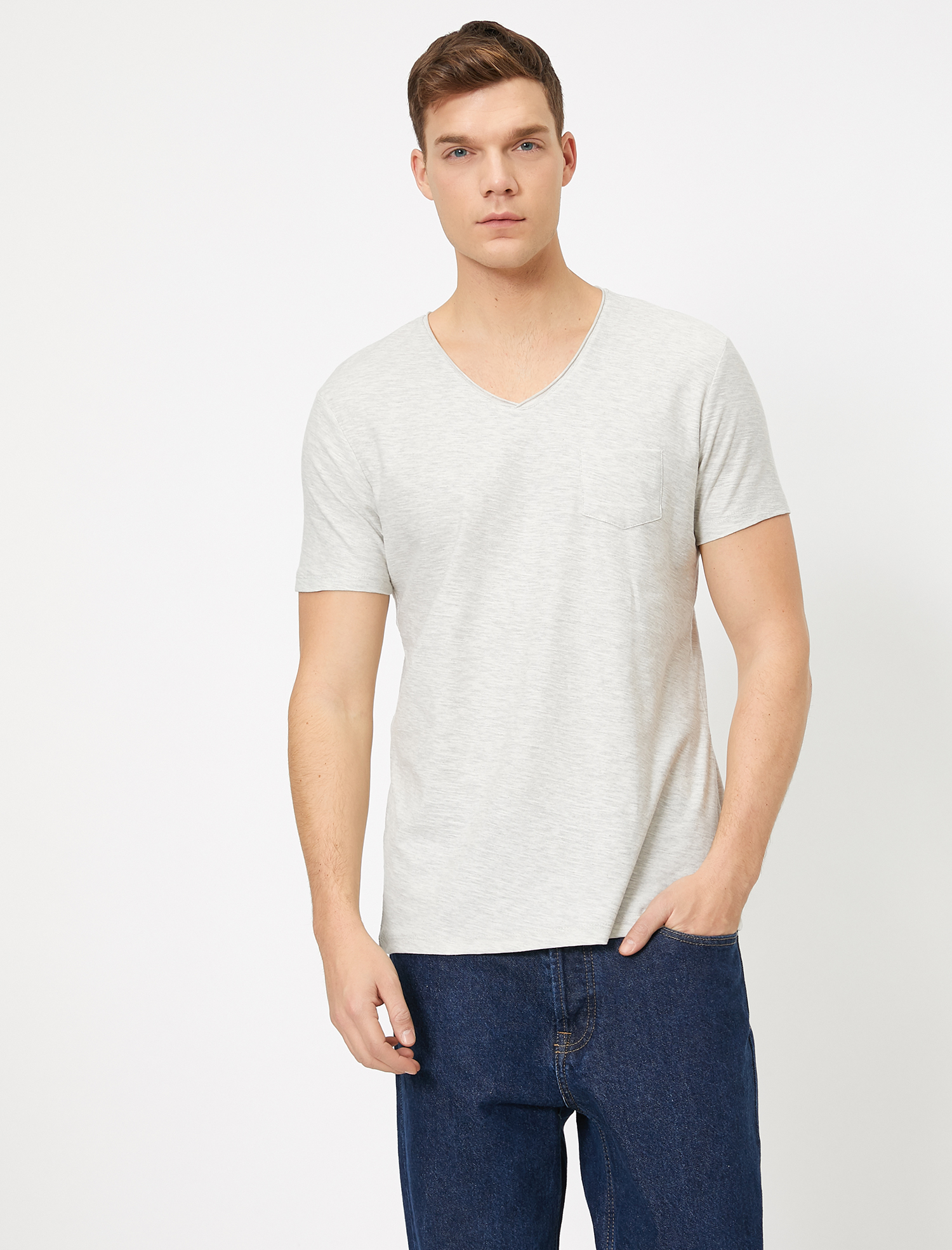   Basic Tişört V Yaka Kısa Kollu Cep Detaylı