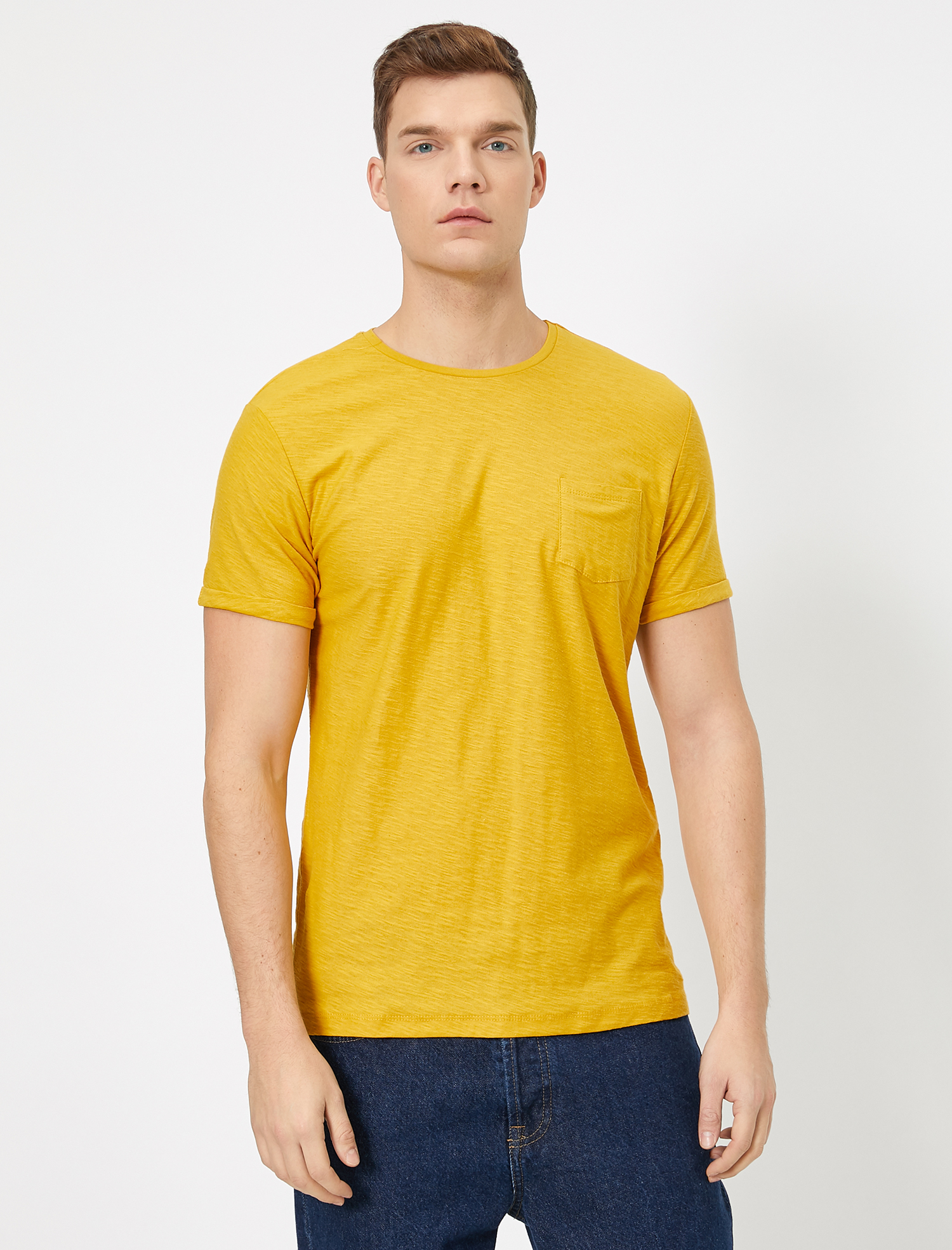   Bisiklet Yaka Cep Detaylı Flamlı Kumaş Dar Kesim Basic Tişört