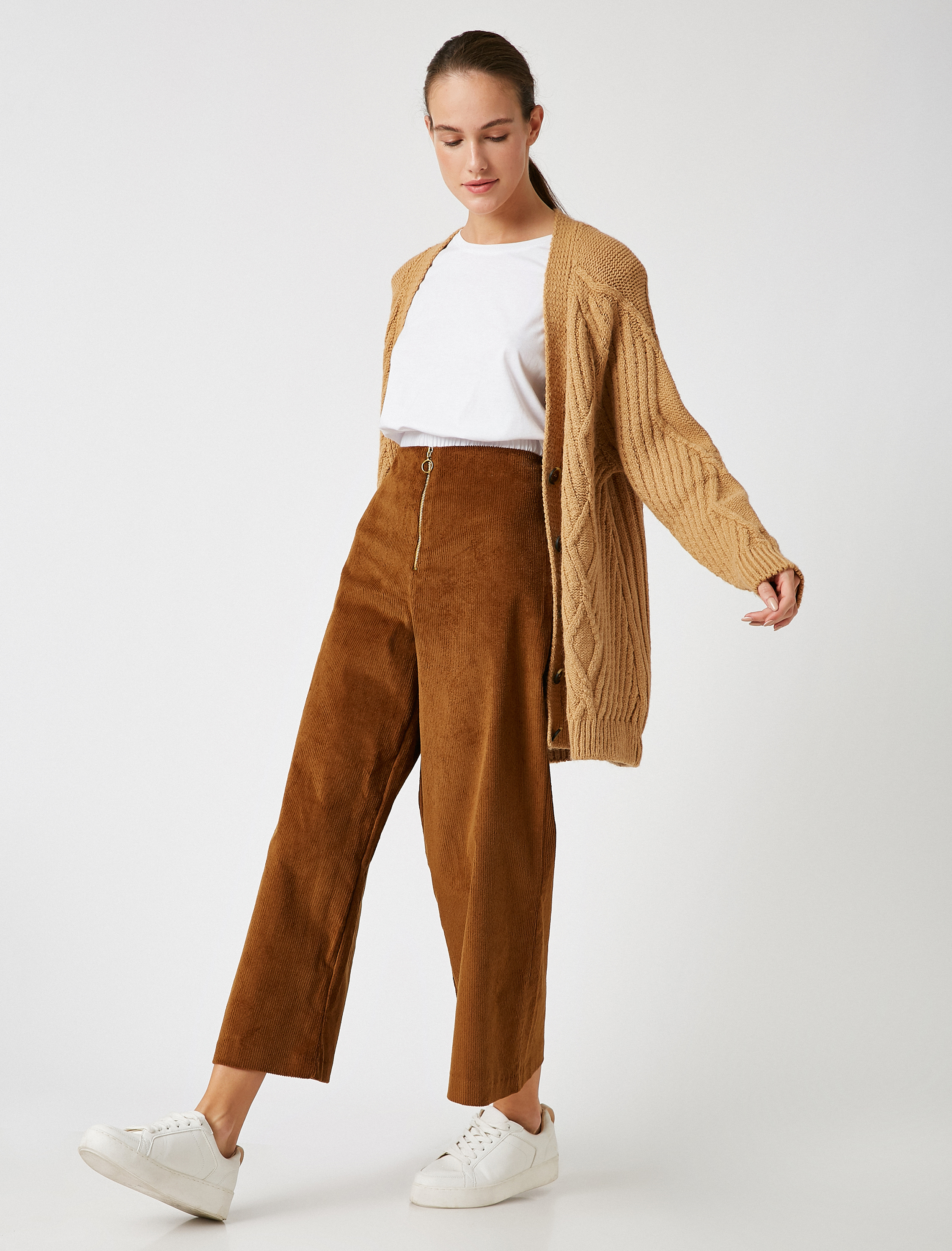   Fermuarlı Fitilli Kadife Geniş Paça Pantolon