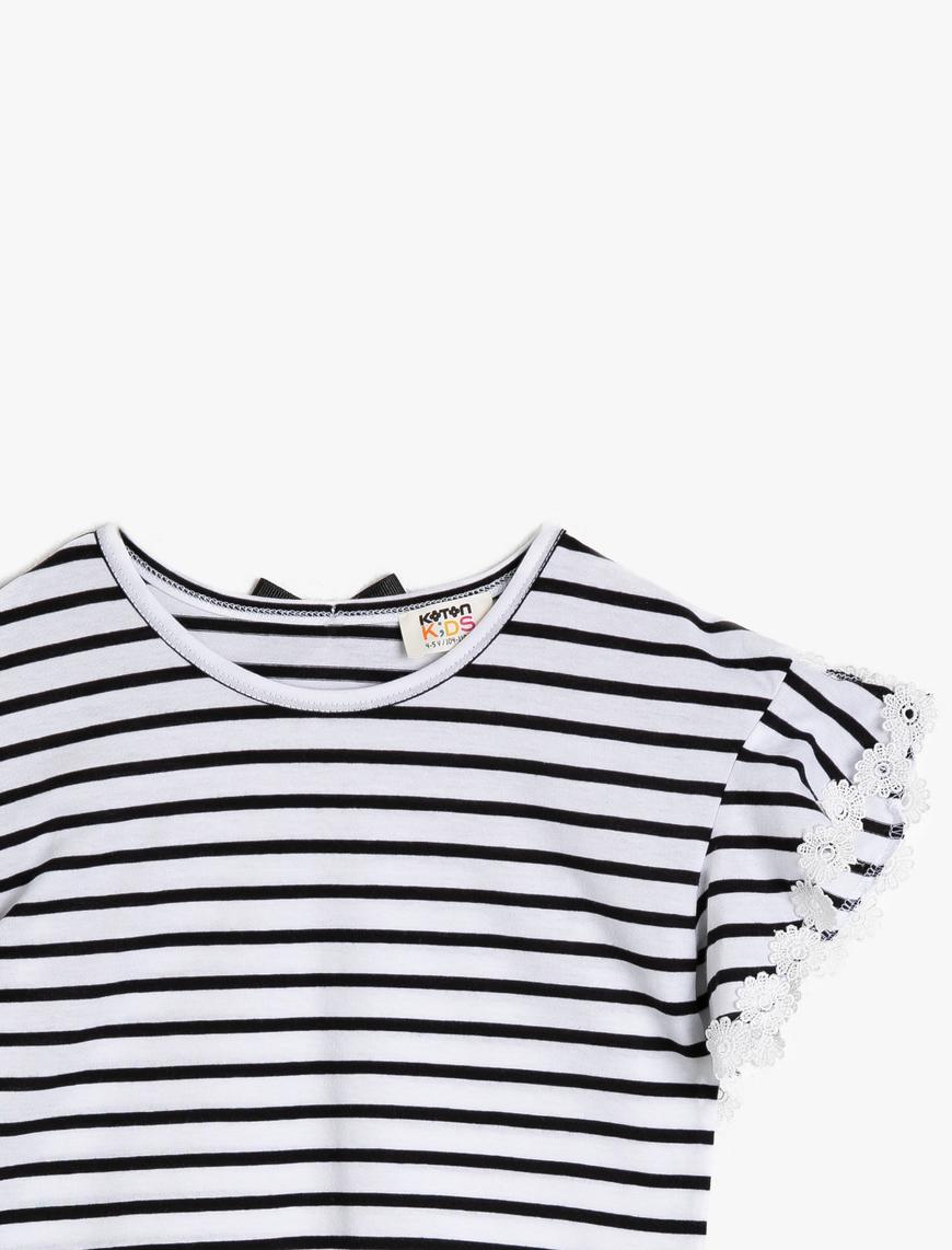  Kız Çocuk Çizgili Yumuşak Kumaşından Kolu Fırfırlı Ucu Dantel Şeritli Tişört