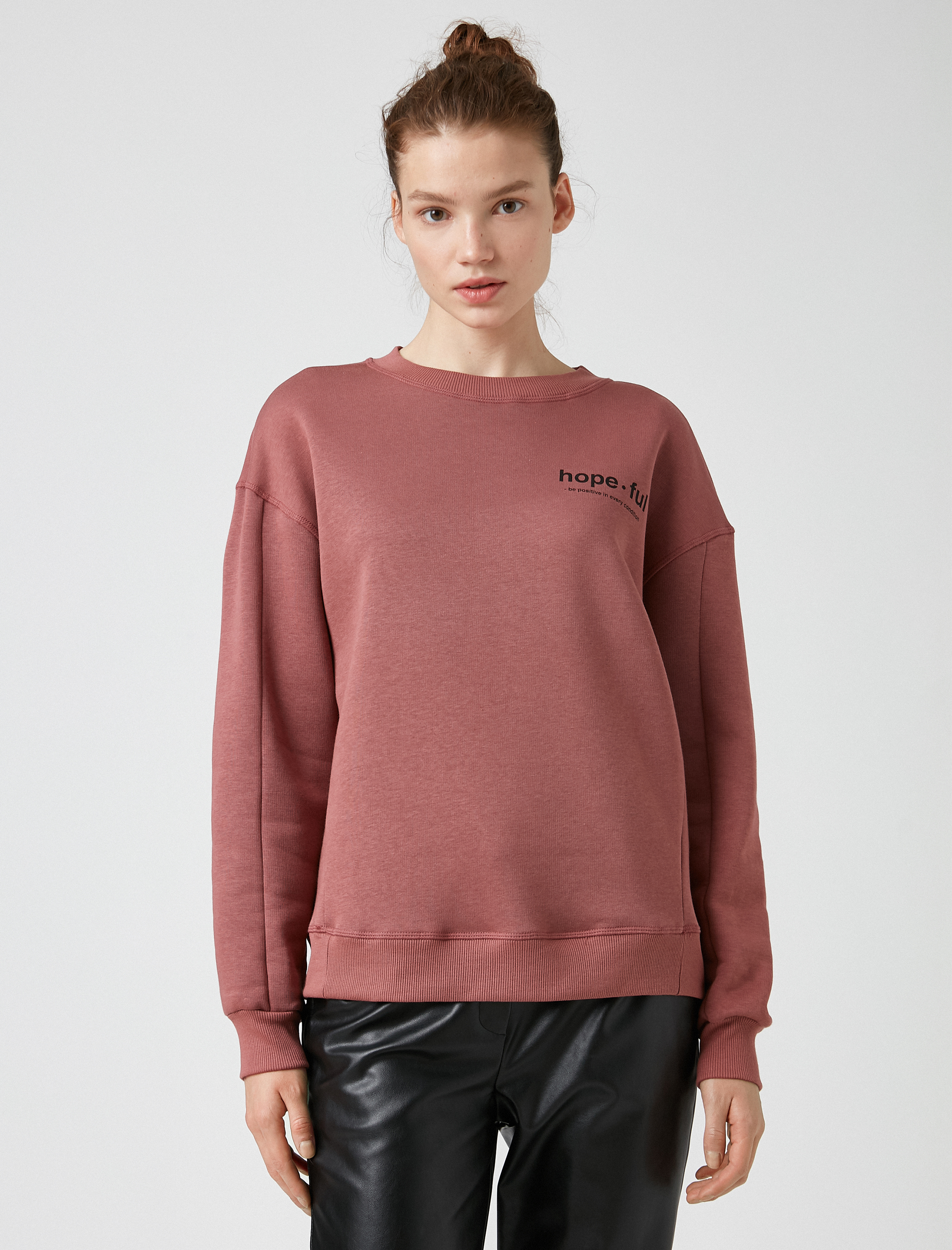   Bisiklet Yaka Slogan Baskılı Sweatshirt