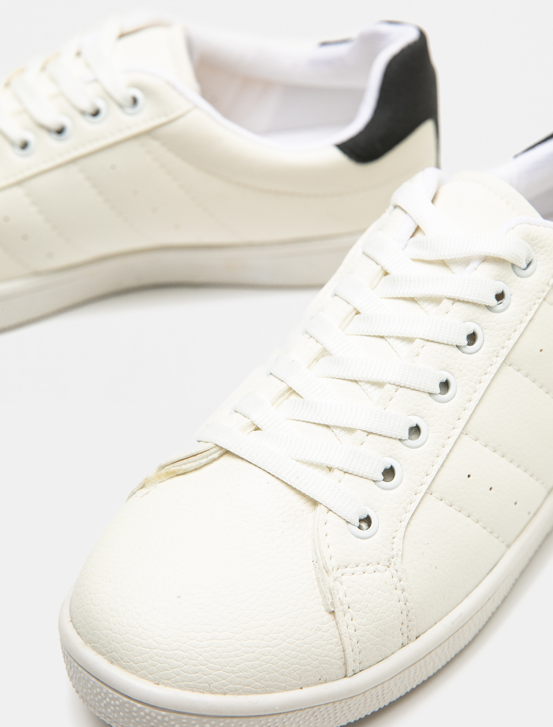  Erkek Bağcıklı Spor Ayakkabı