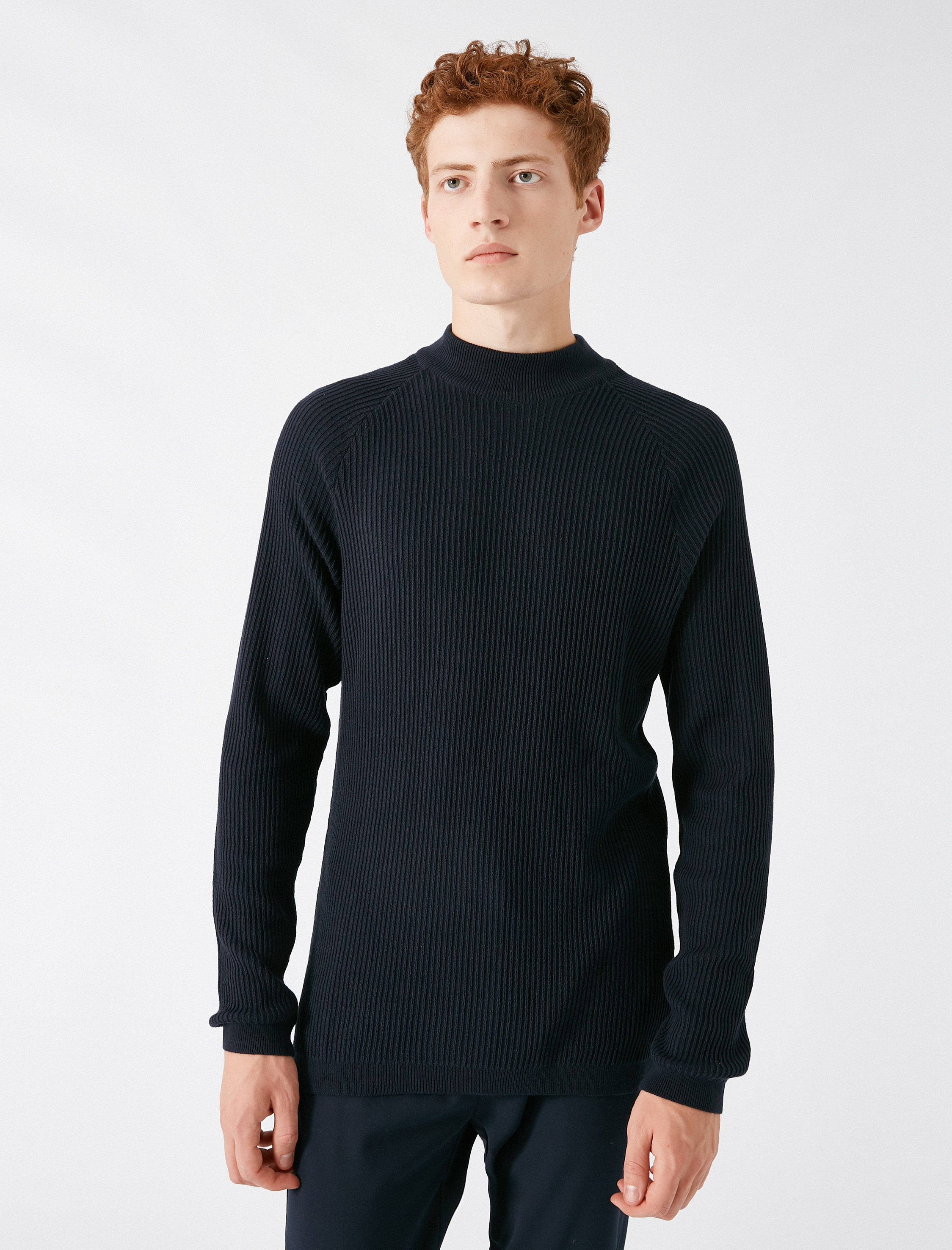   Yarım Balıkçı Yaka Uzun Kollu Triko Kazak