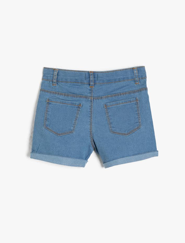 Kız Çocuk Esnek Jean Kumaştan Rahat Kesimli Paça Kıvırmalı Kısa Jean Şort