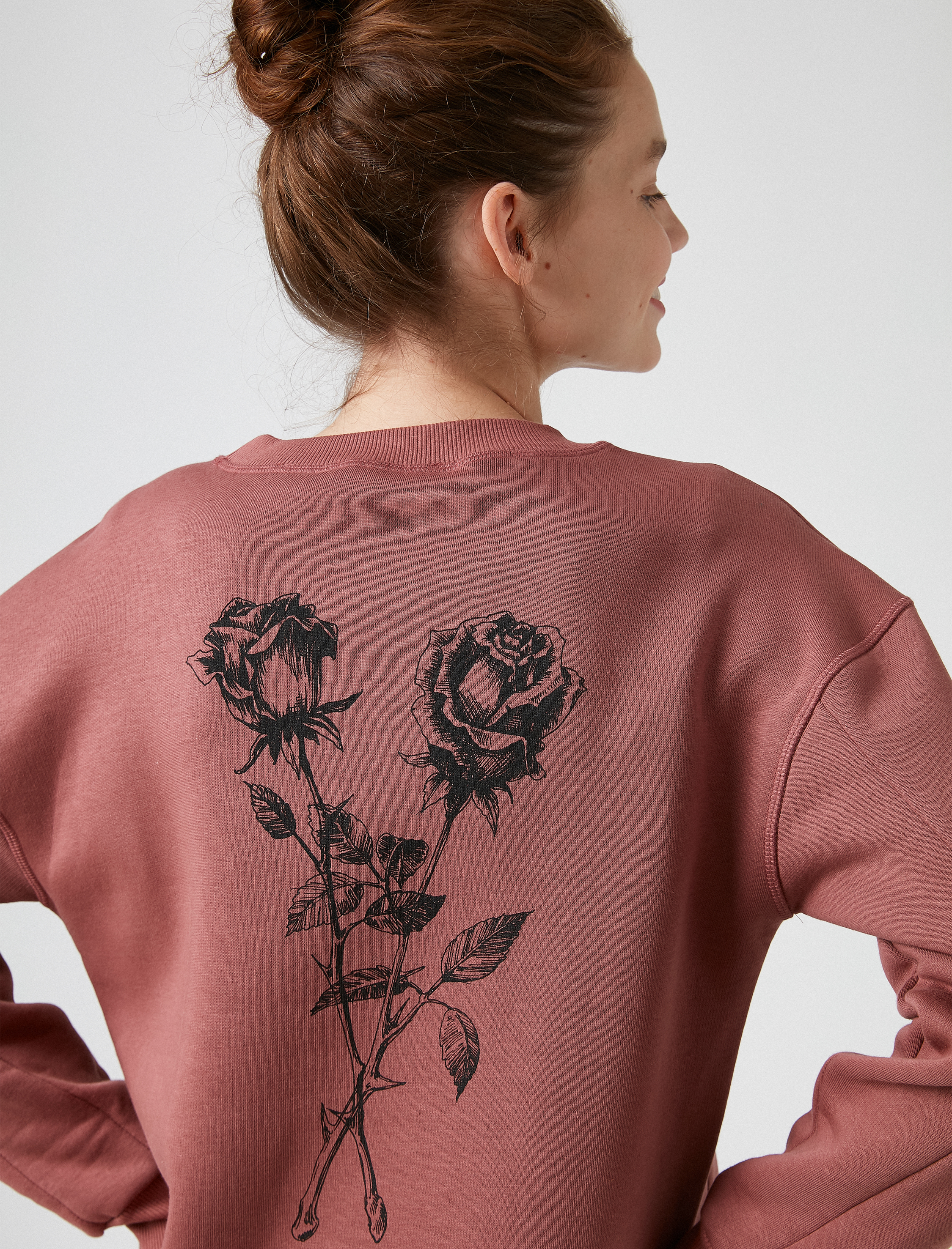   Bisiklet Yaka Slogan Baskılı Sweatshirt