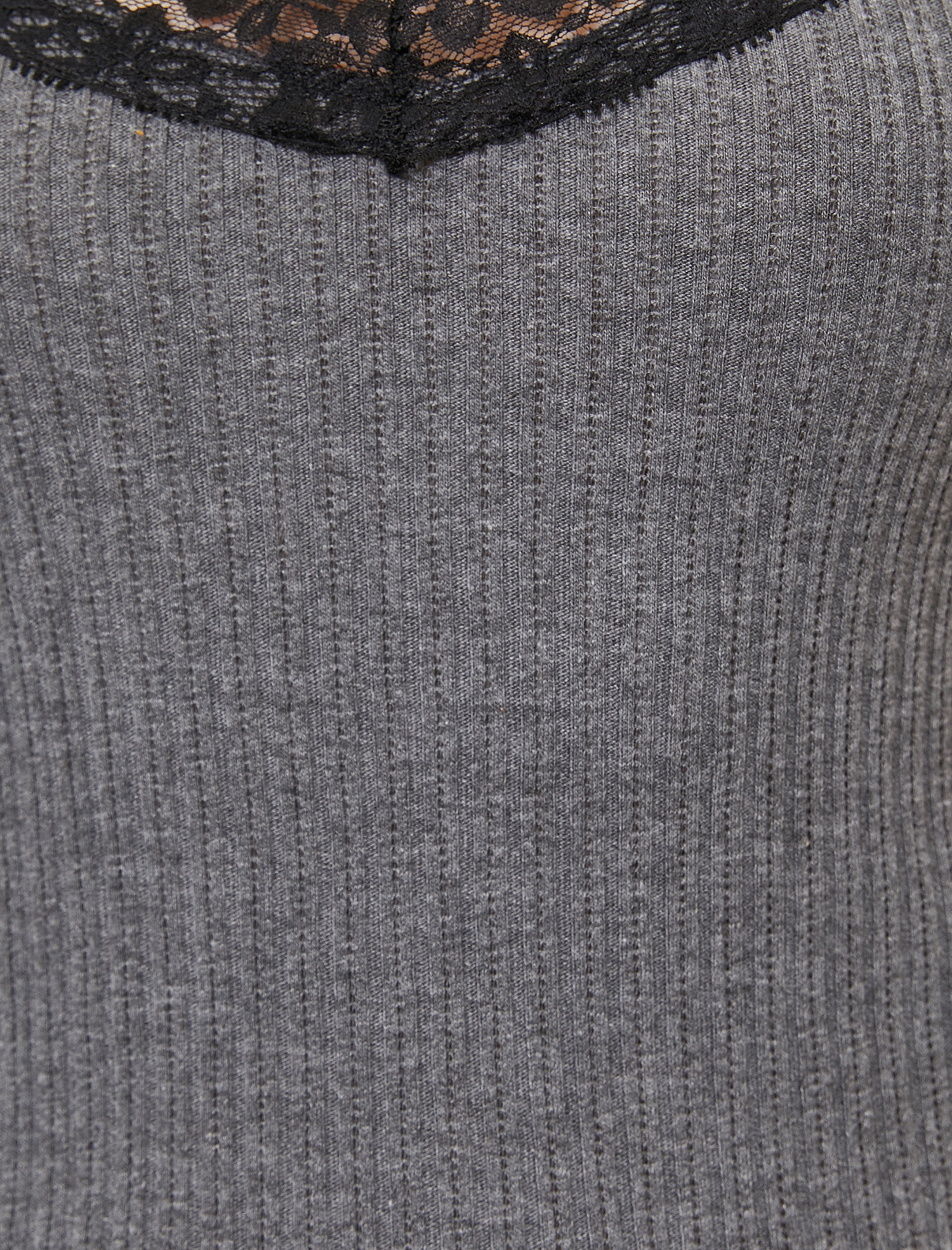 Dantel Detaylı Atlet