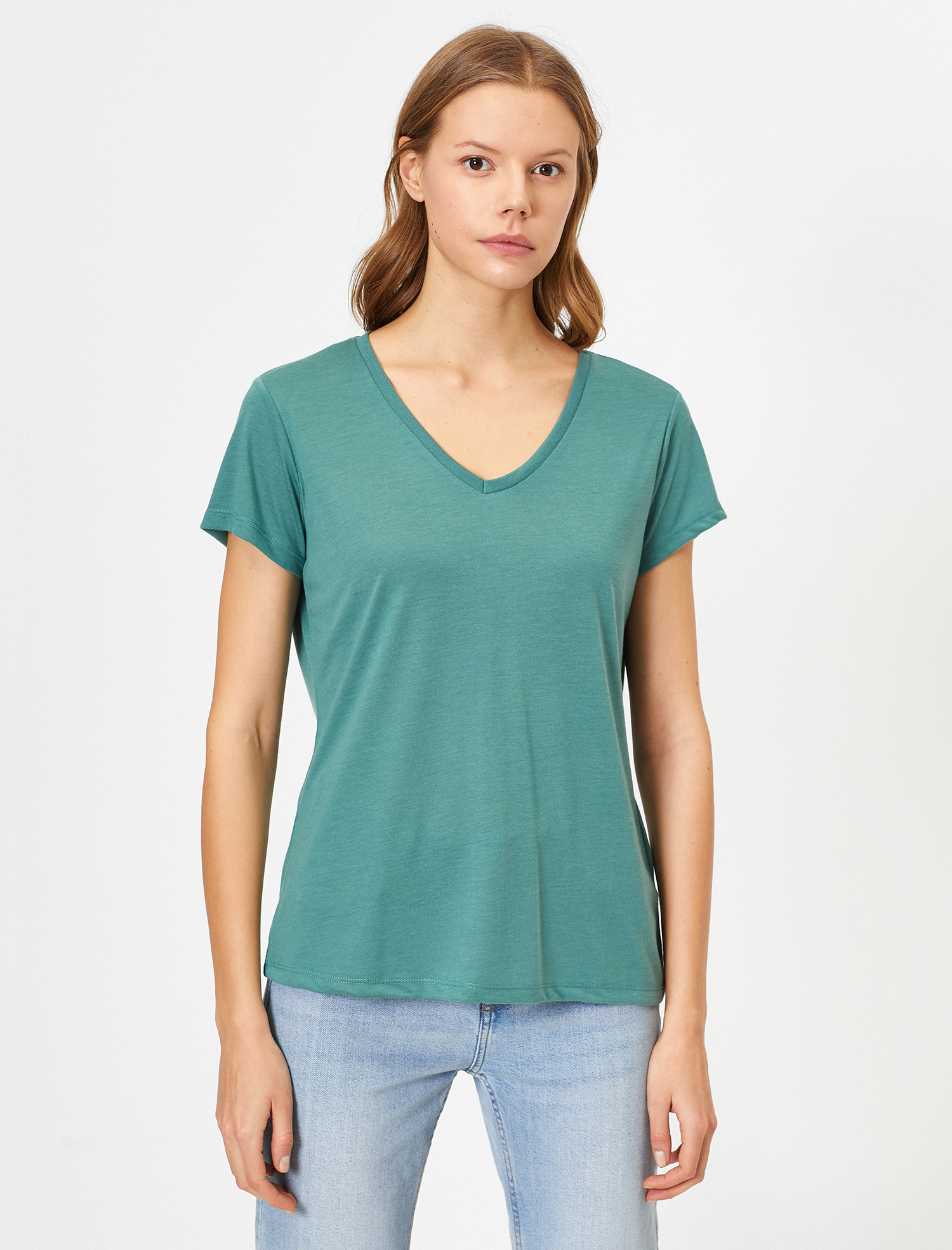   V Yaka Rahat Kalıp Basic Tişört