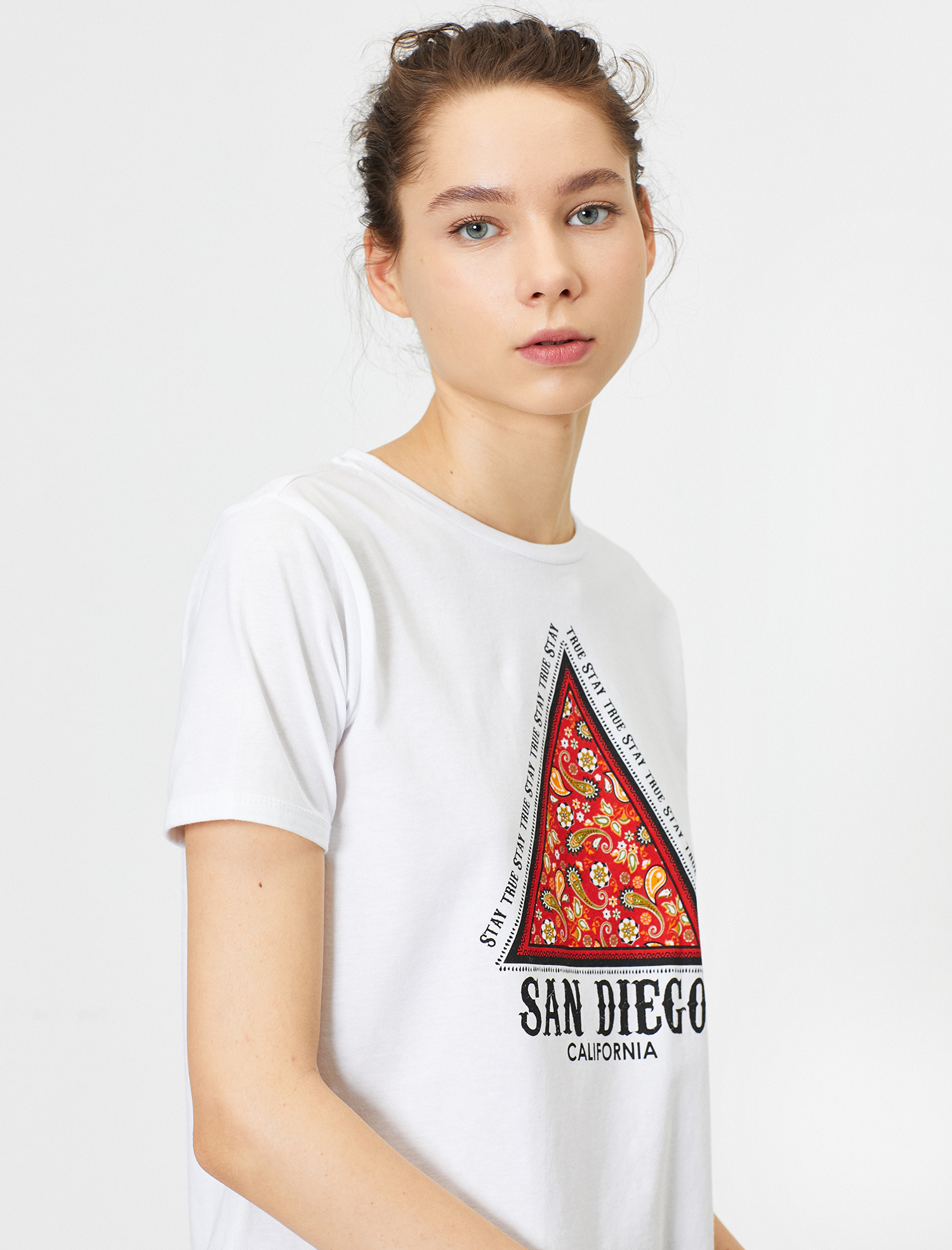   Yazılı Baskılı Tişört