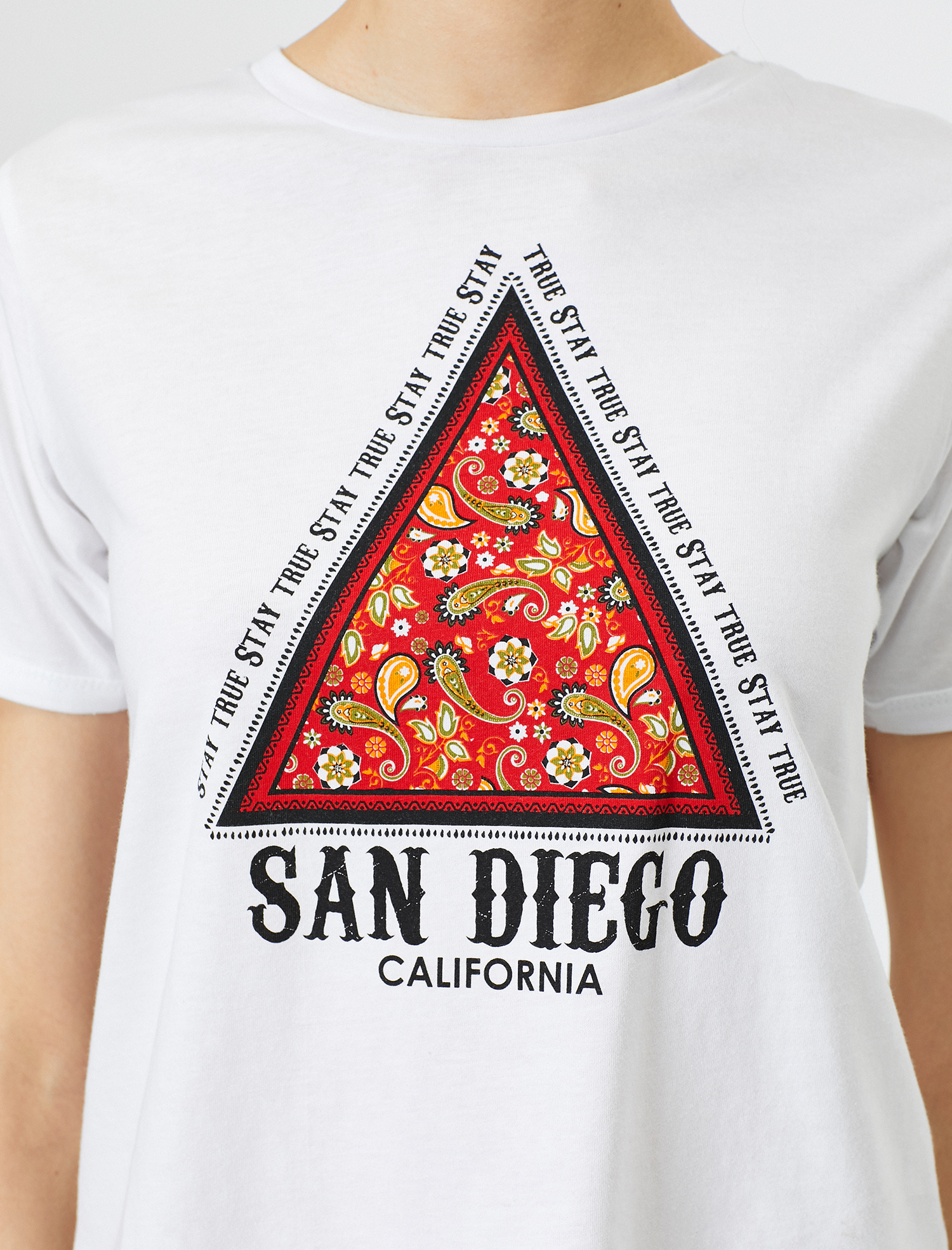   Yazılı Baskılı Tişört