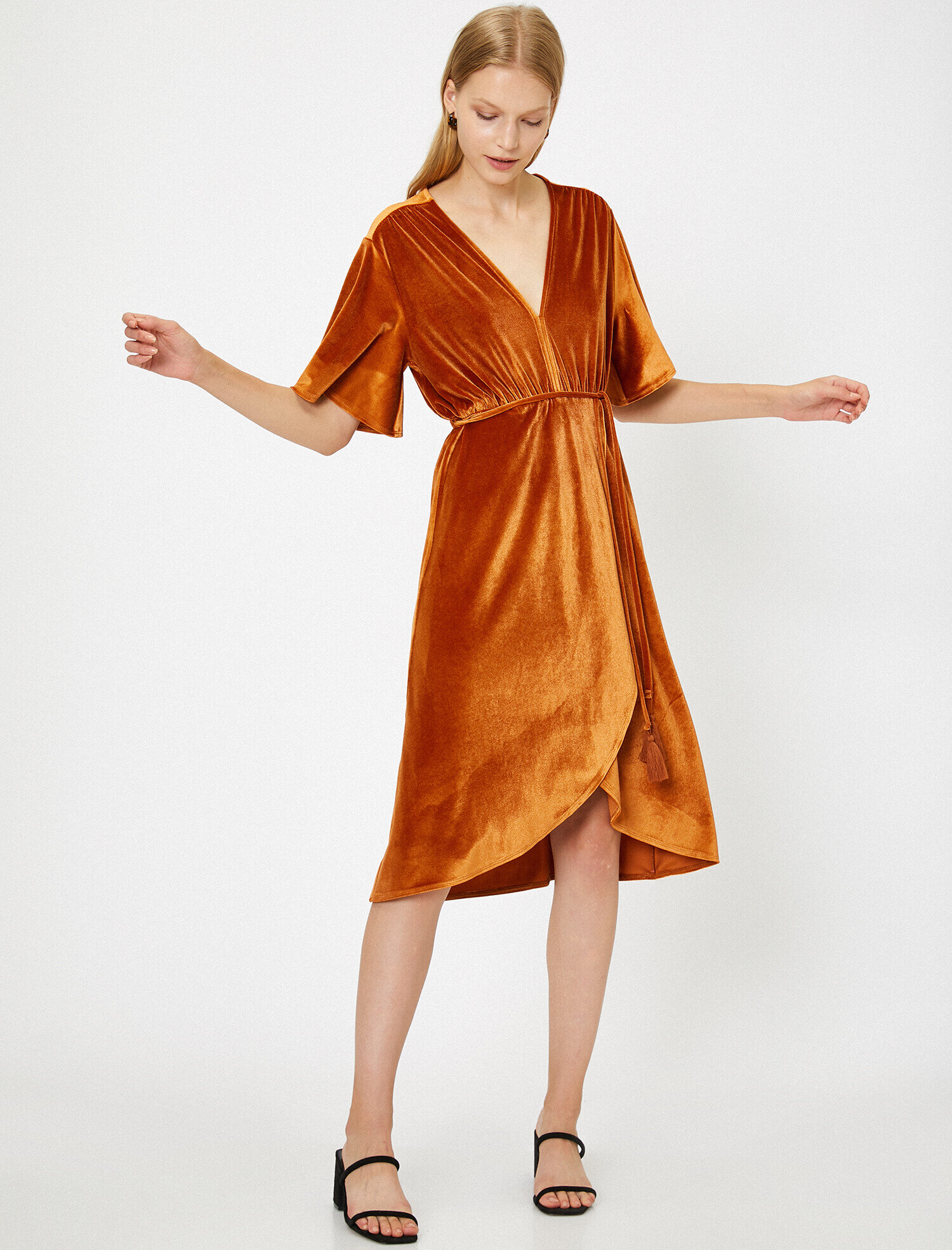   Kadife Mini Kışlık Elbise Asimetrik Kesim