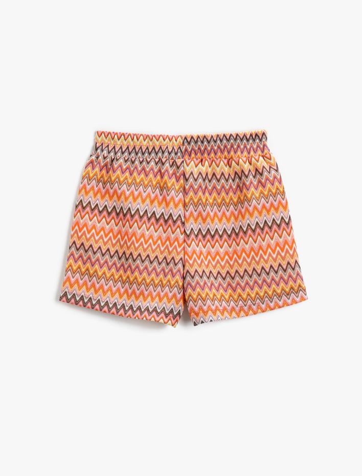 Kız Çocuk Etnik Desenli Mini Şort
