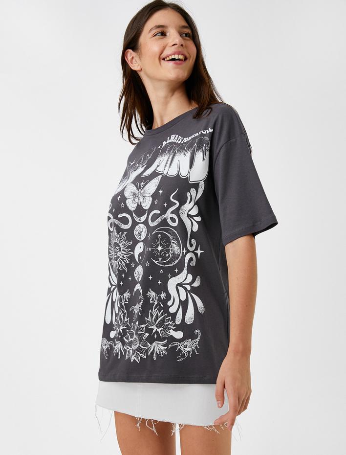  Baskılı Tişört Bisiklet Yaka Kısa Kollu