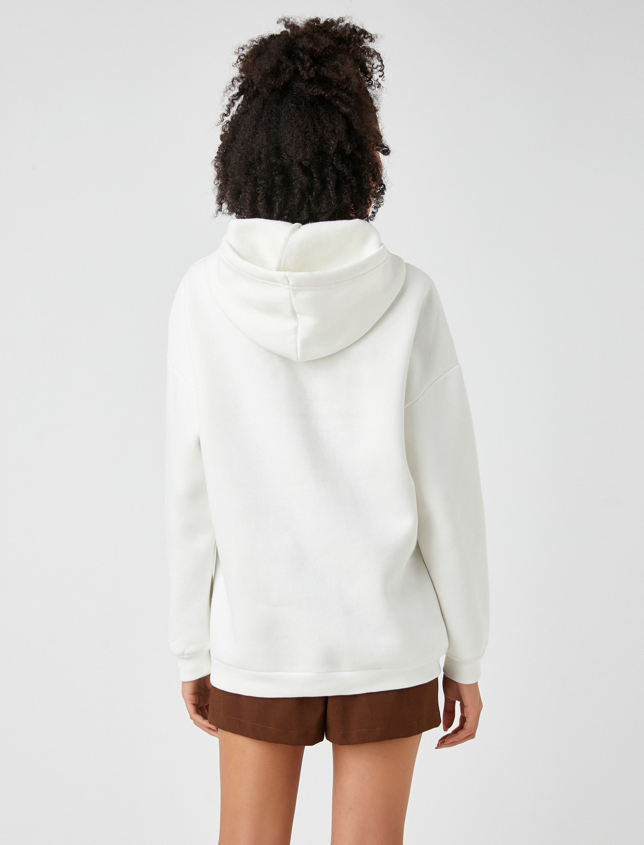   Şardonlu Kapüşonlu Uzun Kollu Ayıcık Baskılı Sweatshirt
