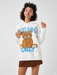 Şardonlu Kapüşonlu Uzun Kollu Ayıcık Baskılı Sweatshirt