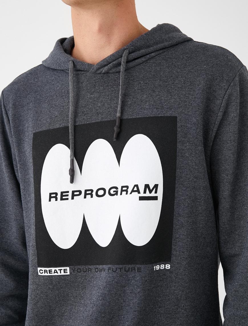   Baskılı Kapşonlu Sweatshirt Şardonlu